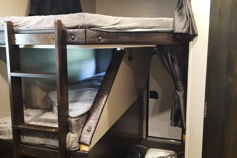 Bottom bunk lifted. . Jayco Jay Feather 2021