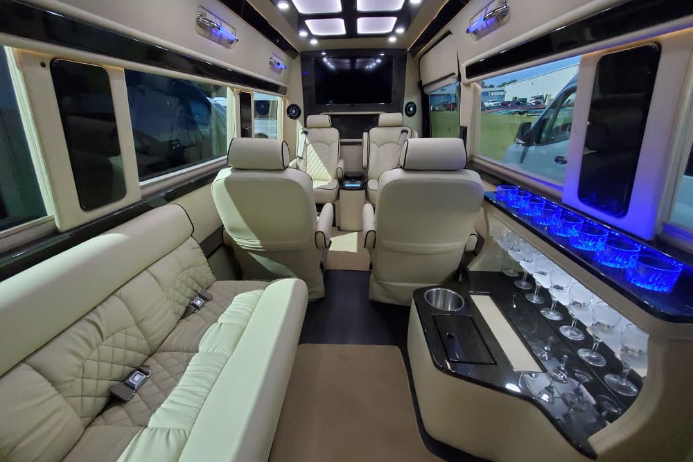 2022 Luxury Ultimate Limo