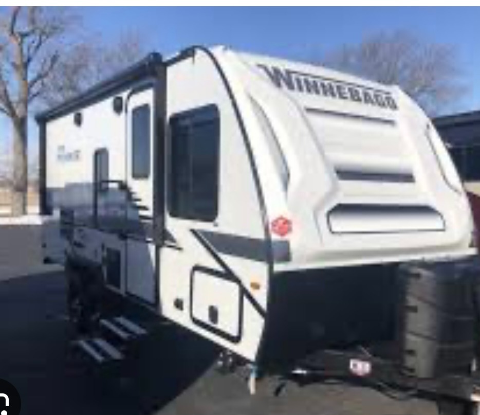 Get Out of Town 2022 Winnebago Micro-Minnie 2100BH
