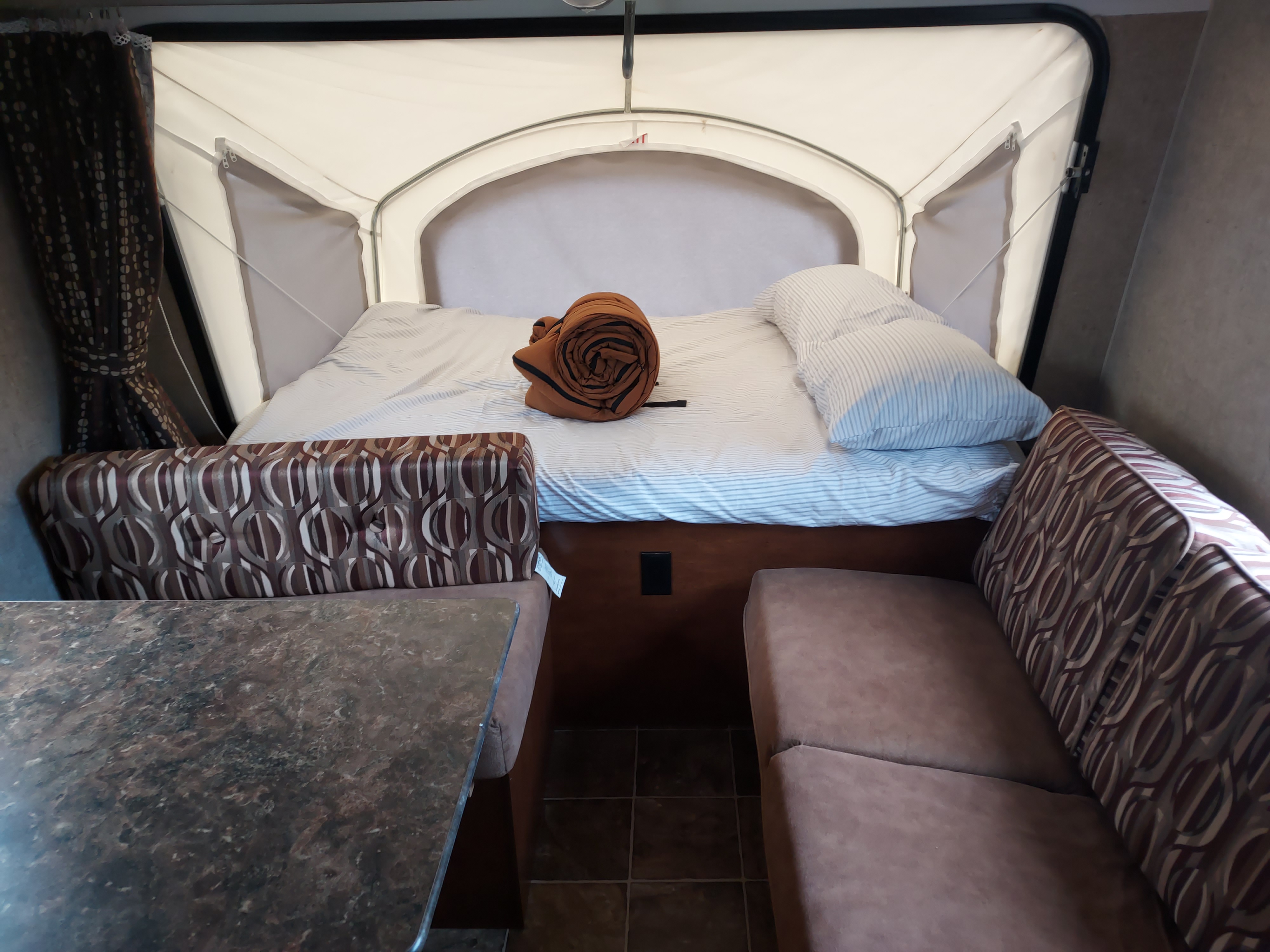 Spacious **. KZ Spree Escape Model 18RBT 2015