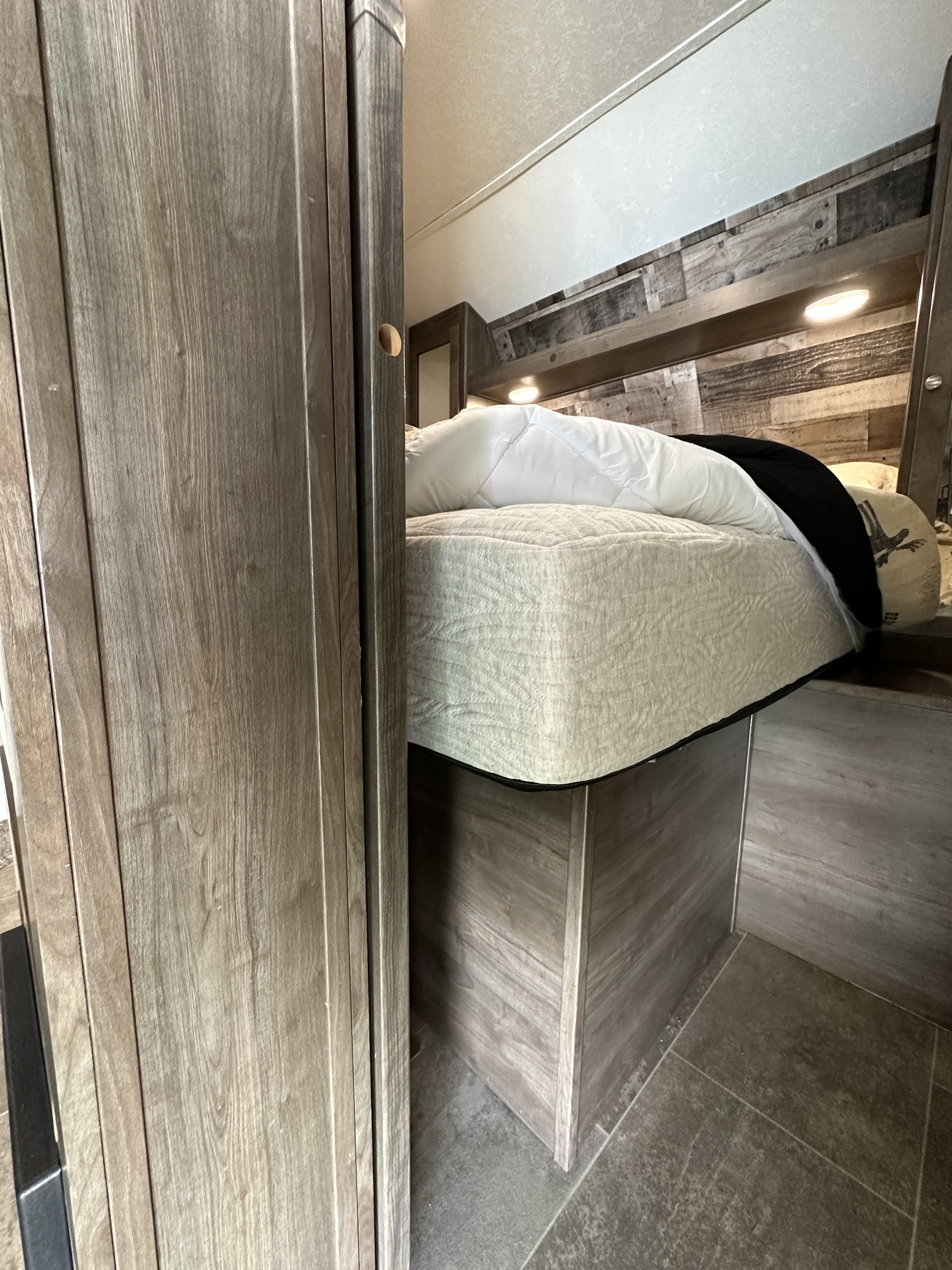 Upgraded memory foam queen mattress. . Aspen Trail Aspen Trail Trailer 2019