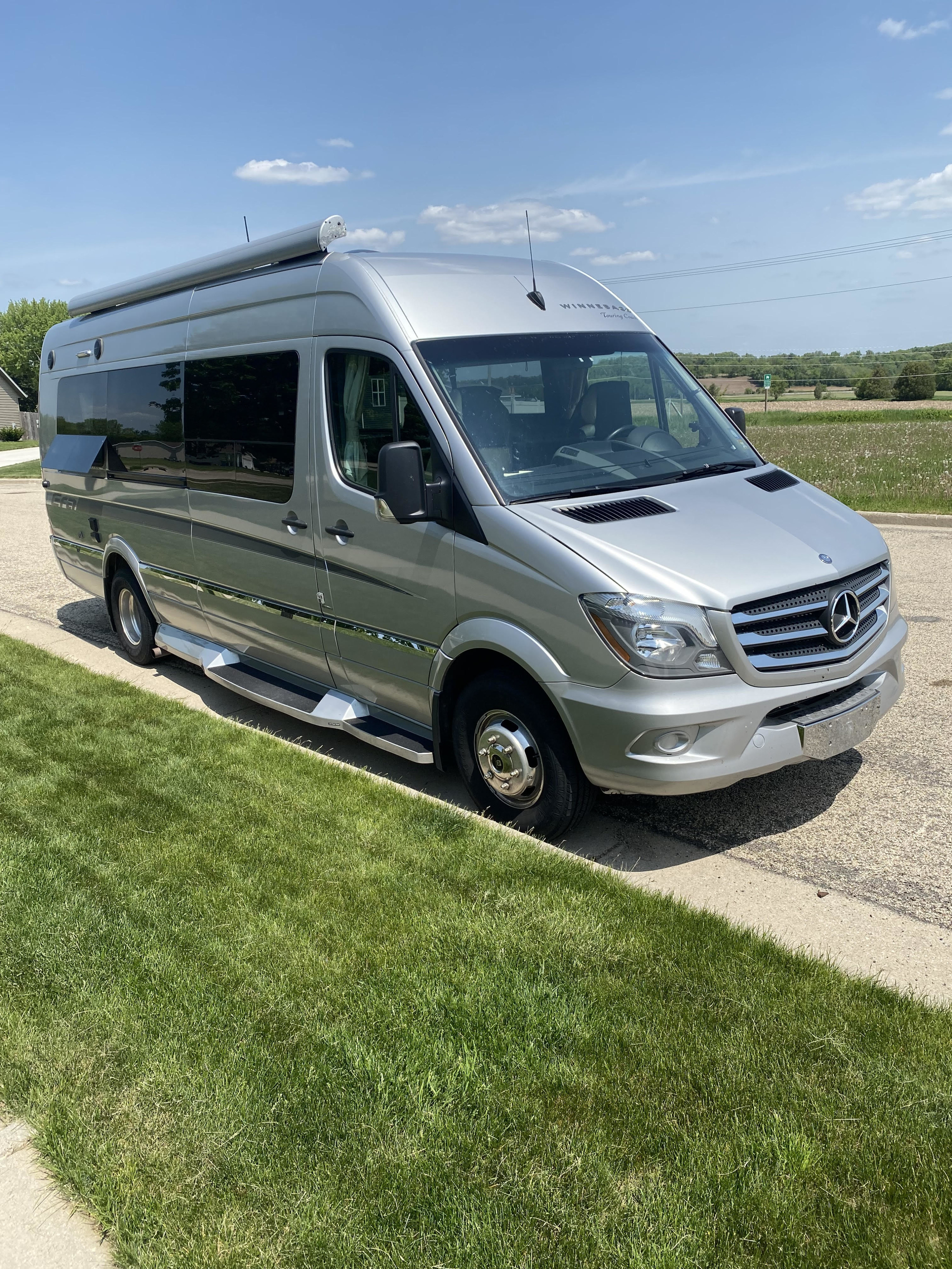 Mercedes Winnebago