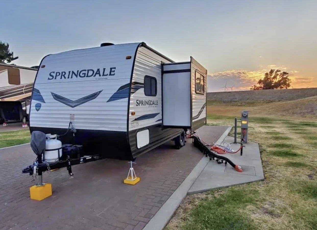 2022 Keystone Springdale, travel trailer