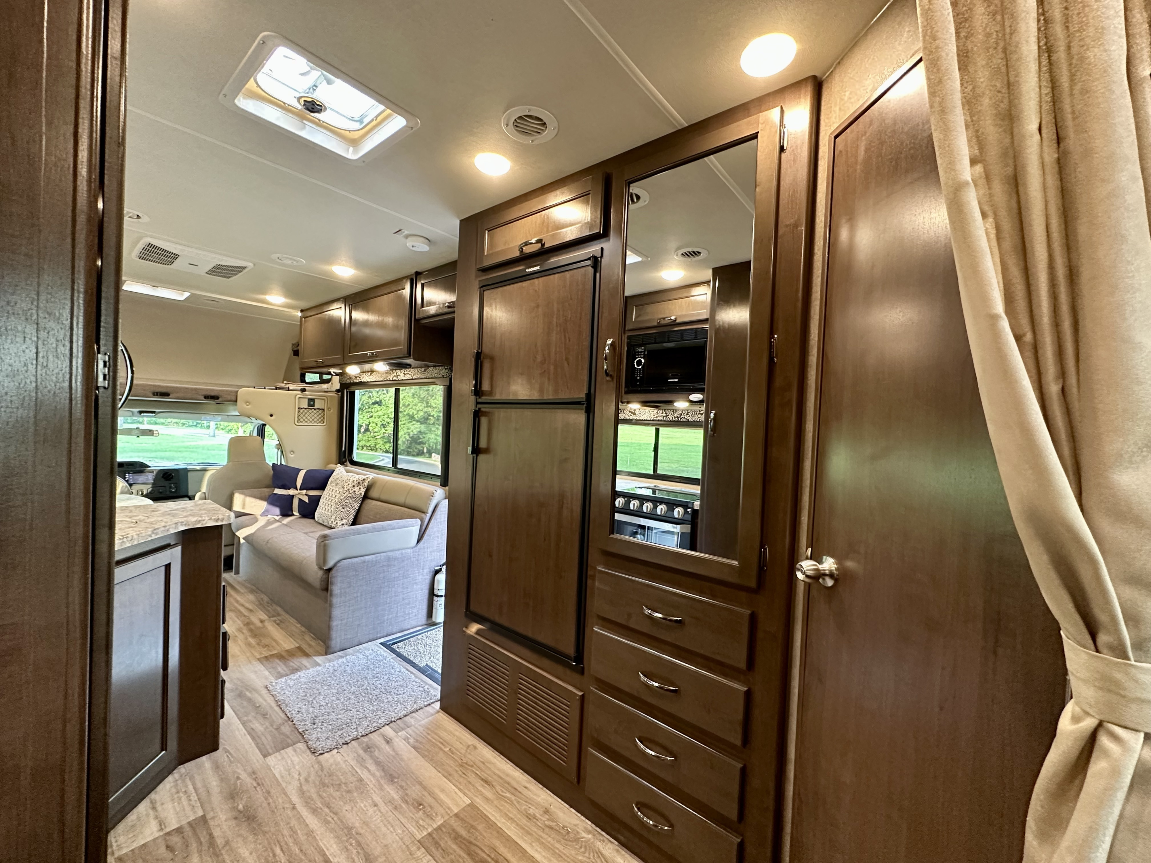 View from the bed space. Thor Freedom Elite 2020