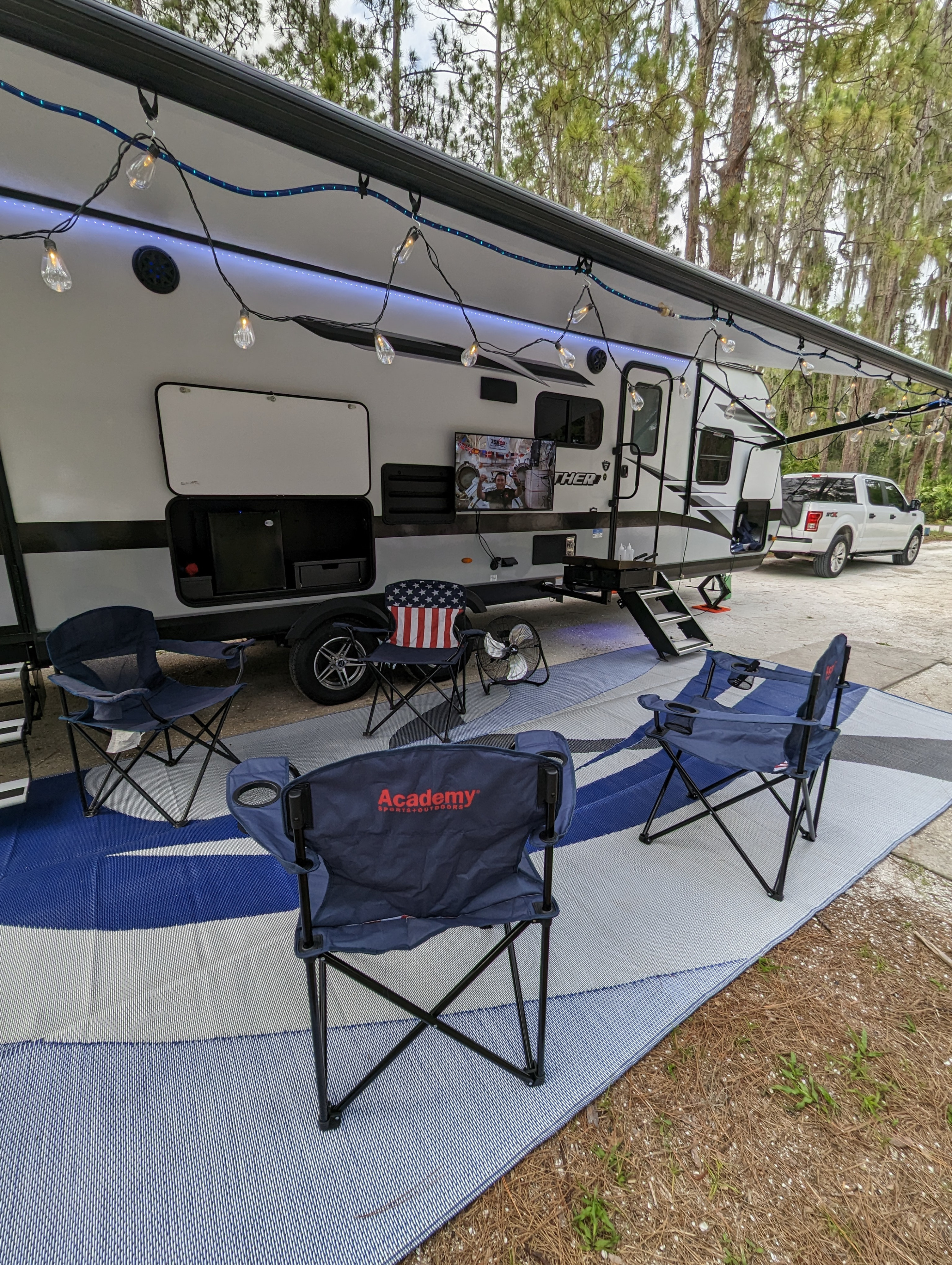 Travel trailer RV Rental 