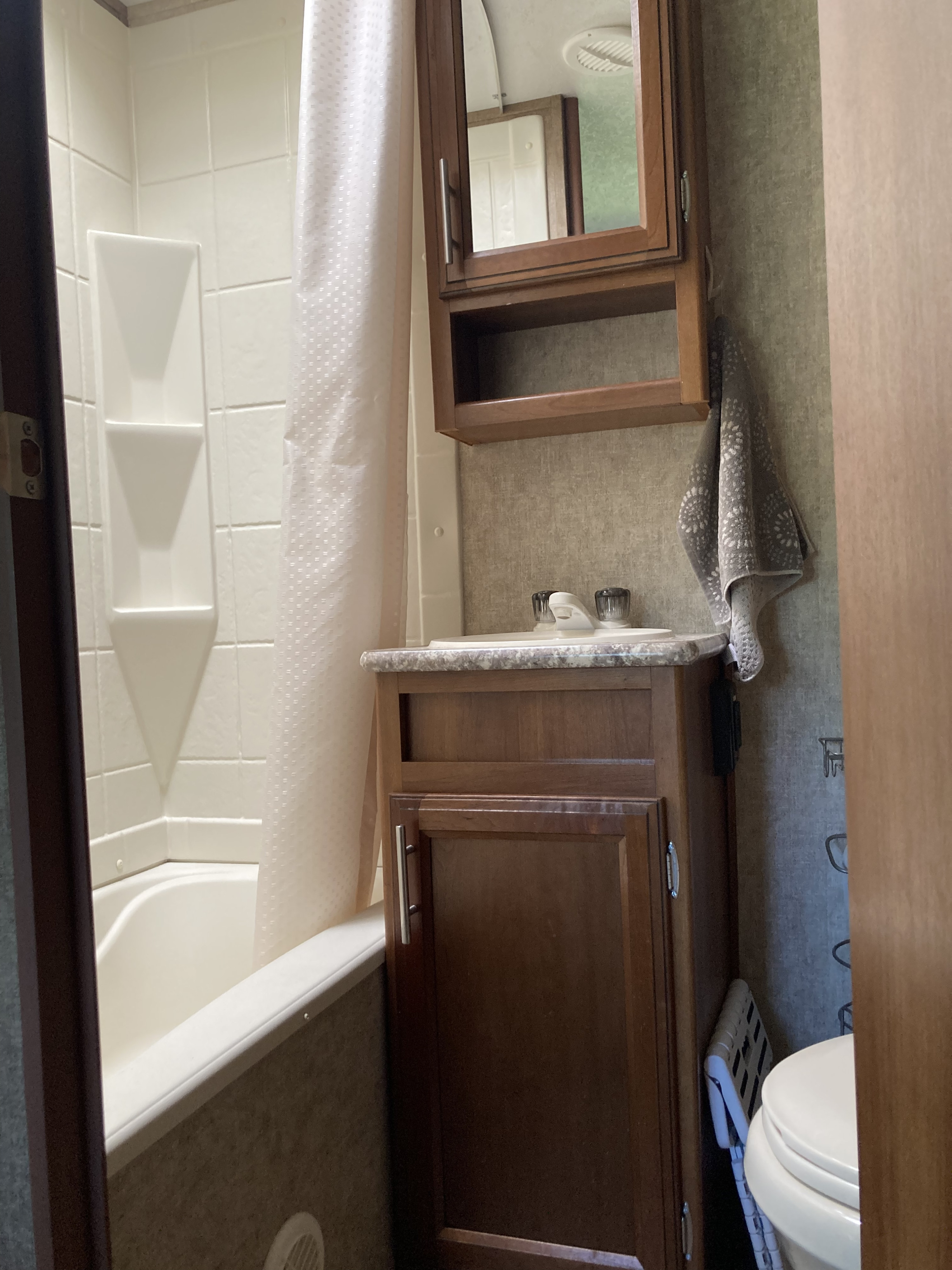 Travel trailer RV Rental 