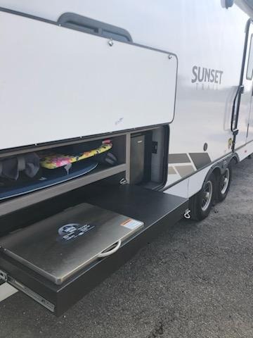Travel trailer RV Rental 
