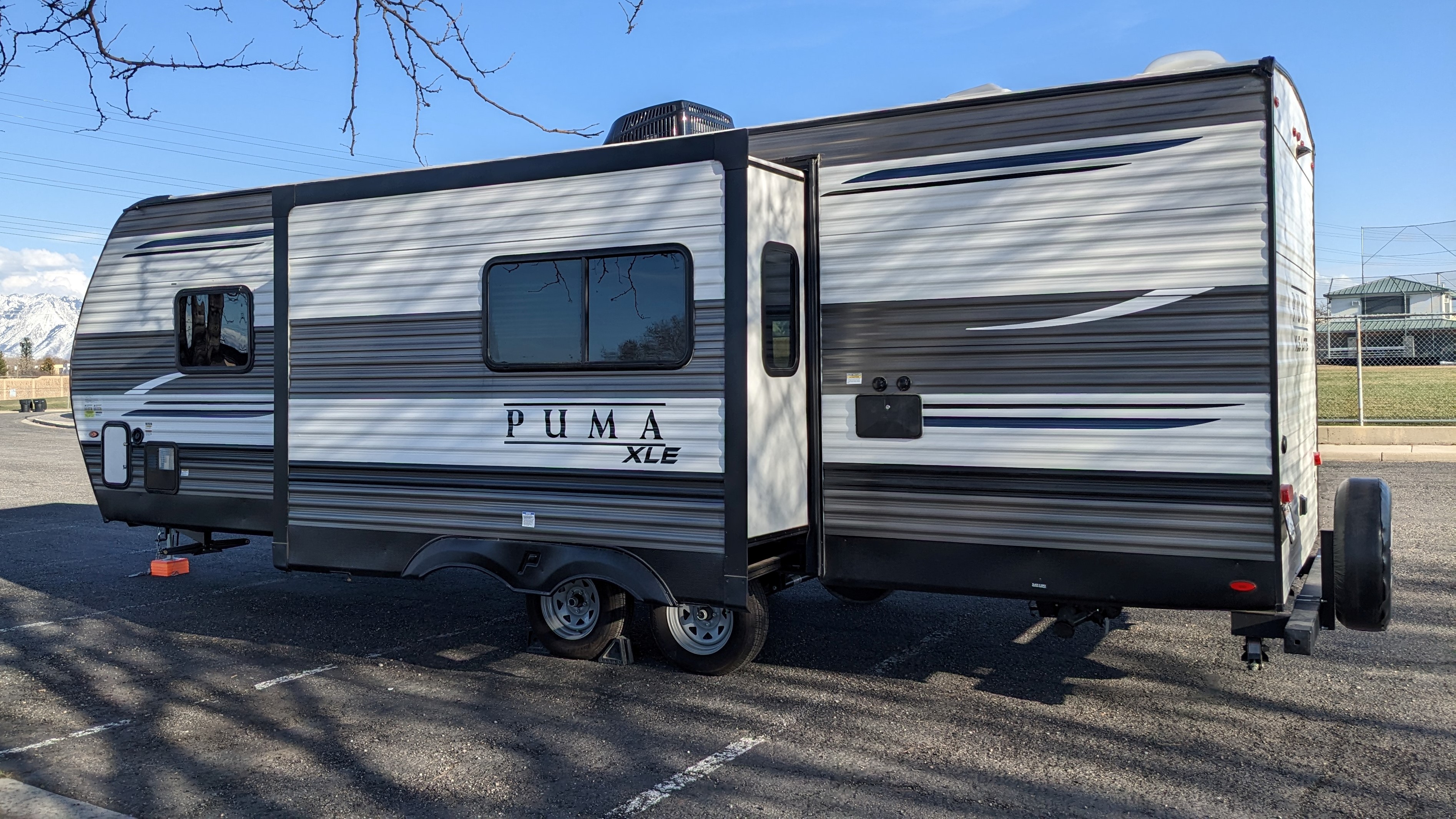 Travel trailer RV Rental 