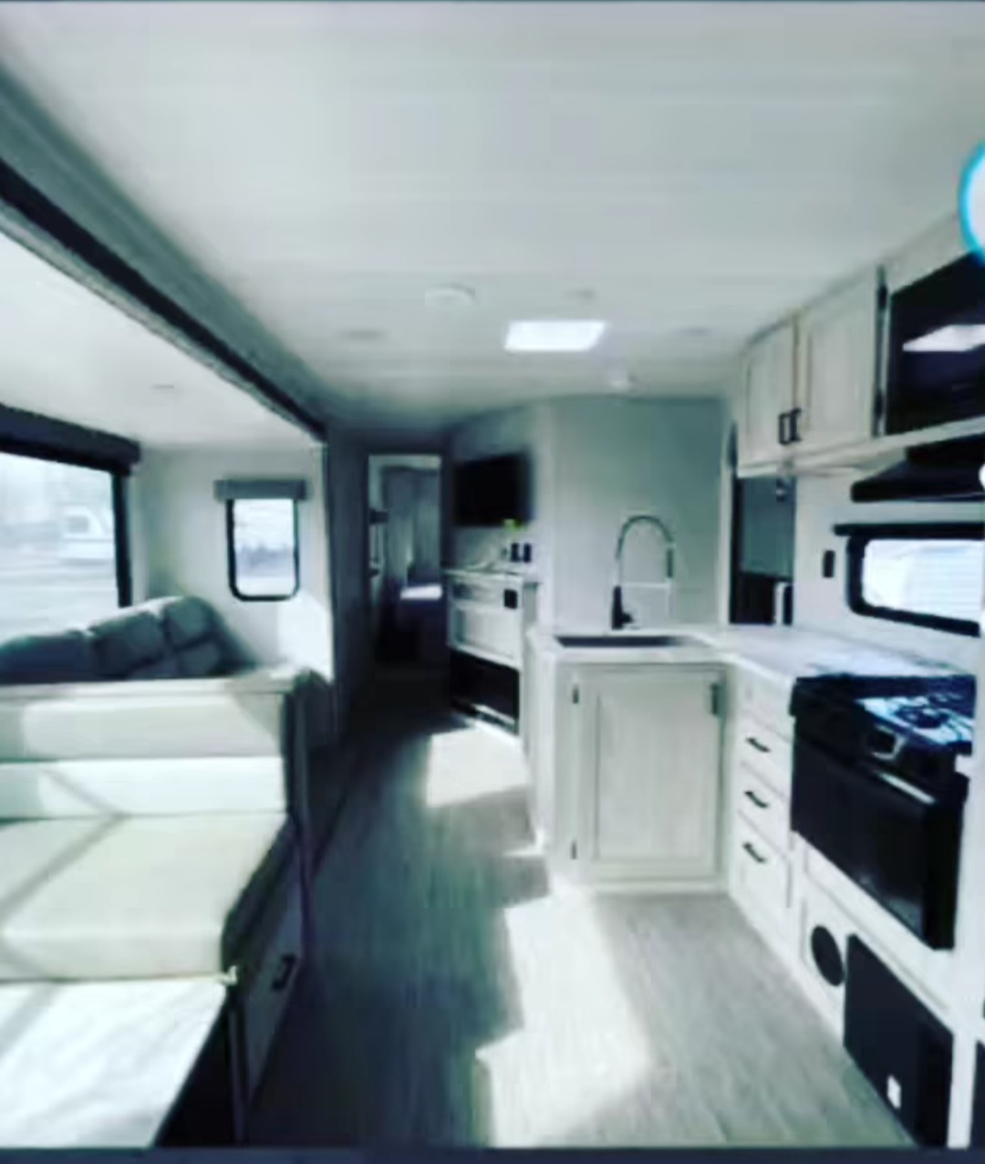 Travel trailer RV Rental 