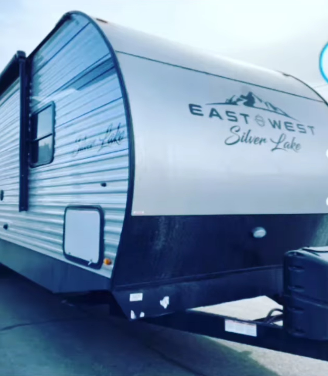 Travel trailer RV Rental 