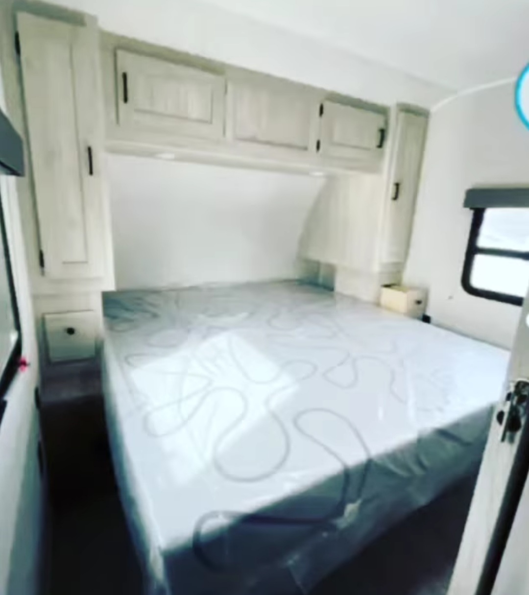 Travel trailer RV Rental 