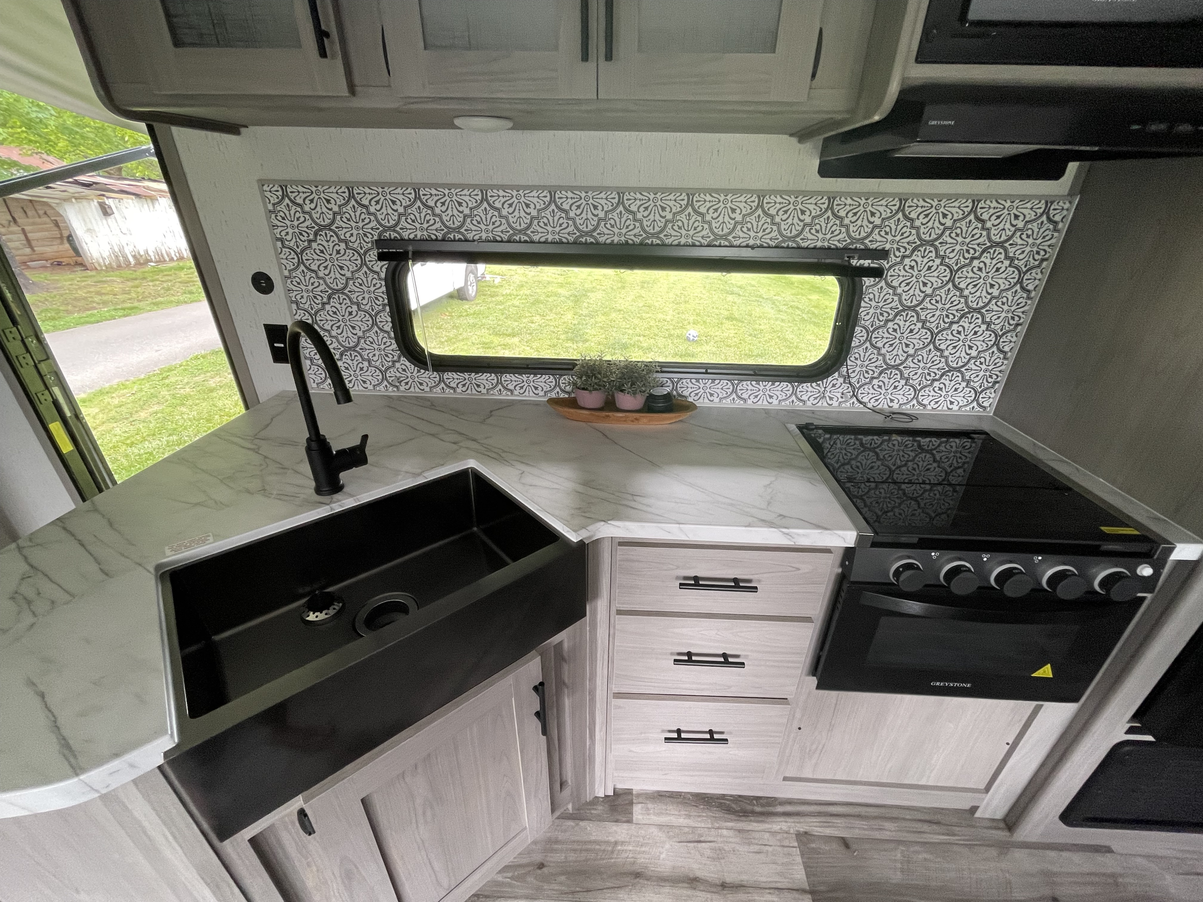 Travel trailer RV Rental 