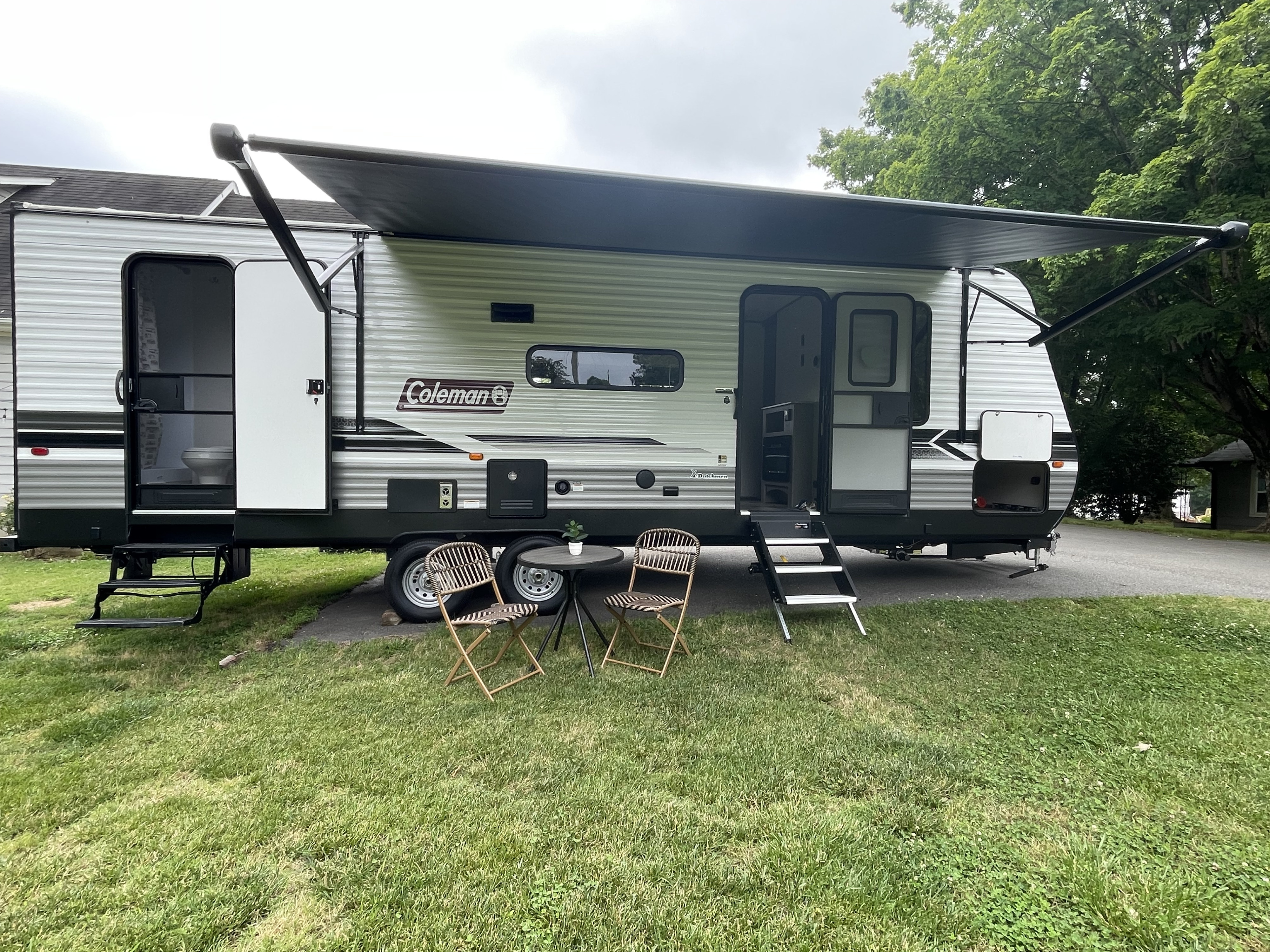 Travel trailer RV Rental 
