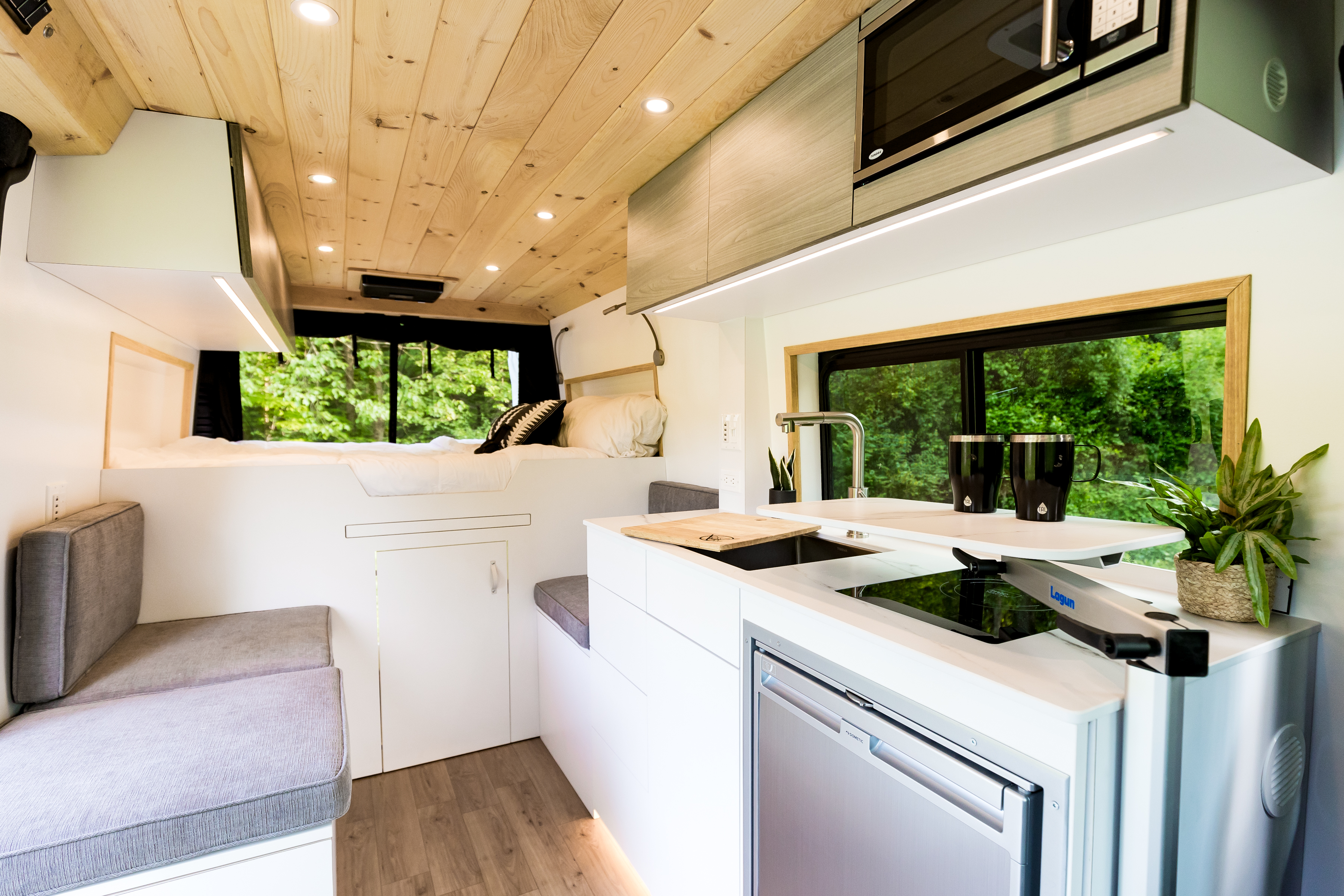 Camper van RV Rental 