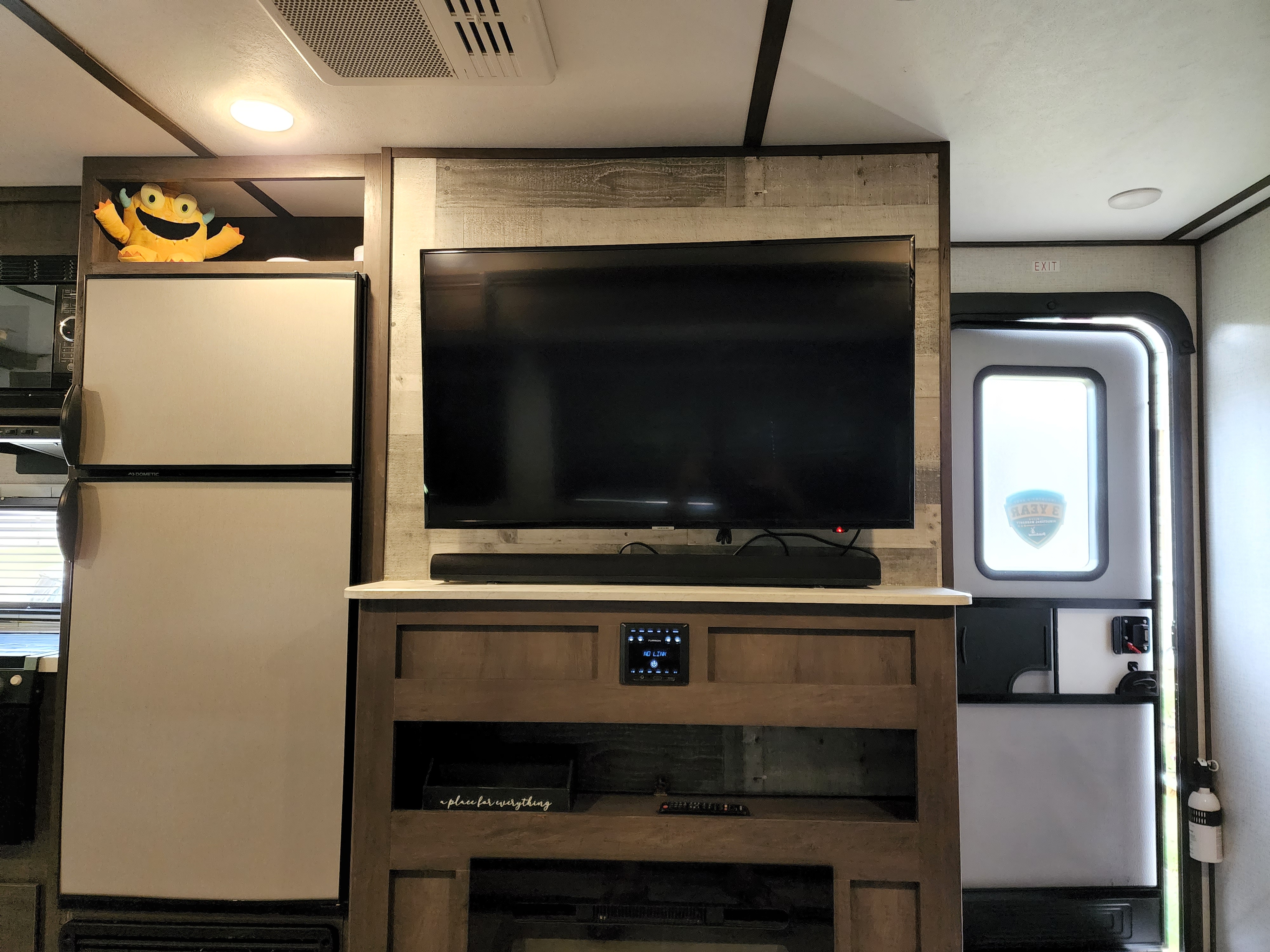 Travel trailer RV Rental 