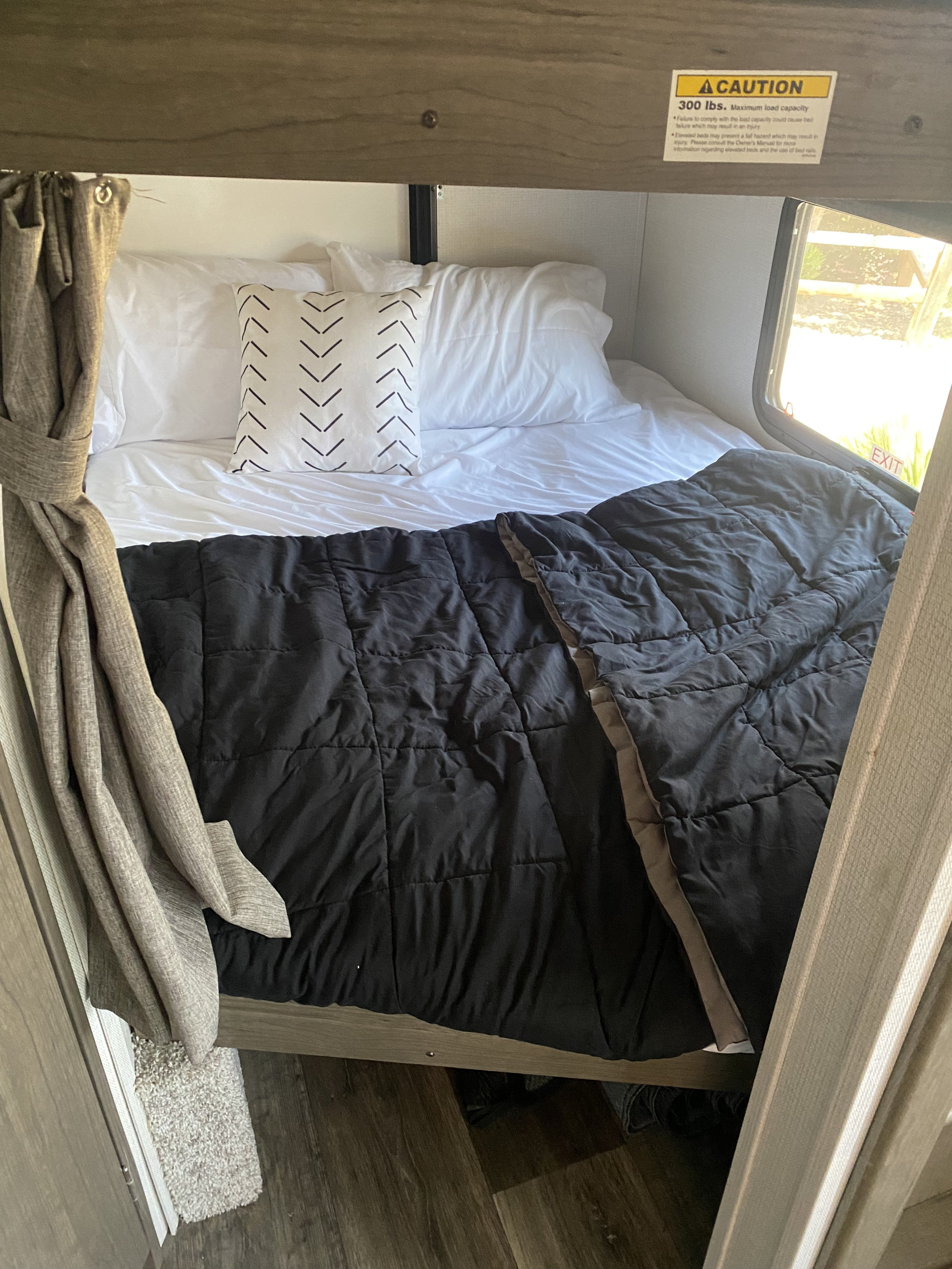 Keystone RV Cougar 2022