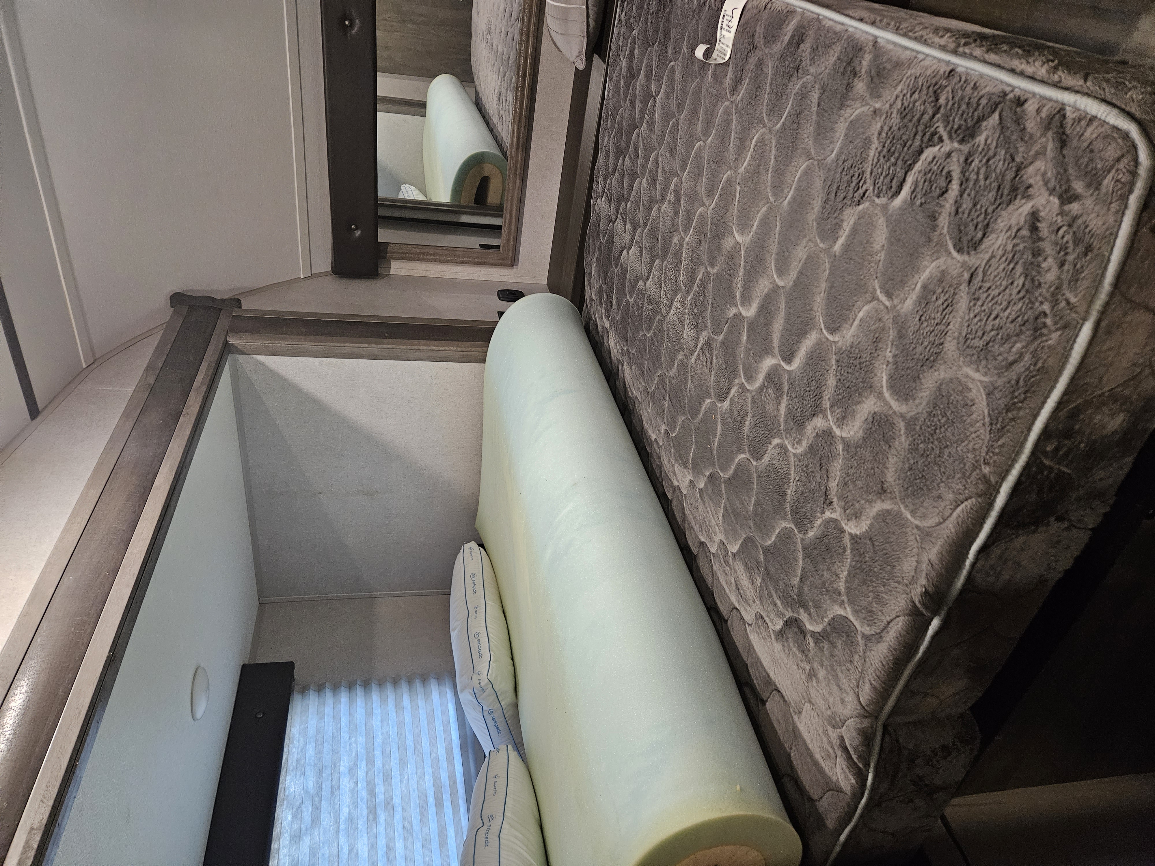 Queen master with memory foam pad. Forest River Micro-Lite 2020