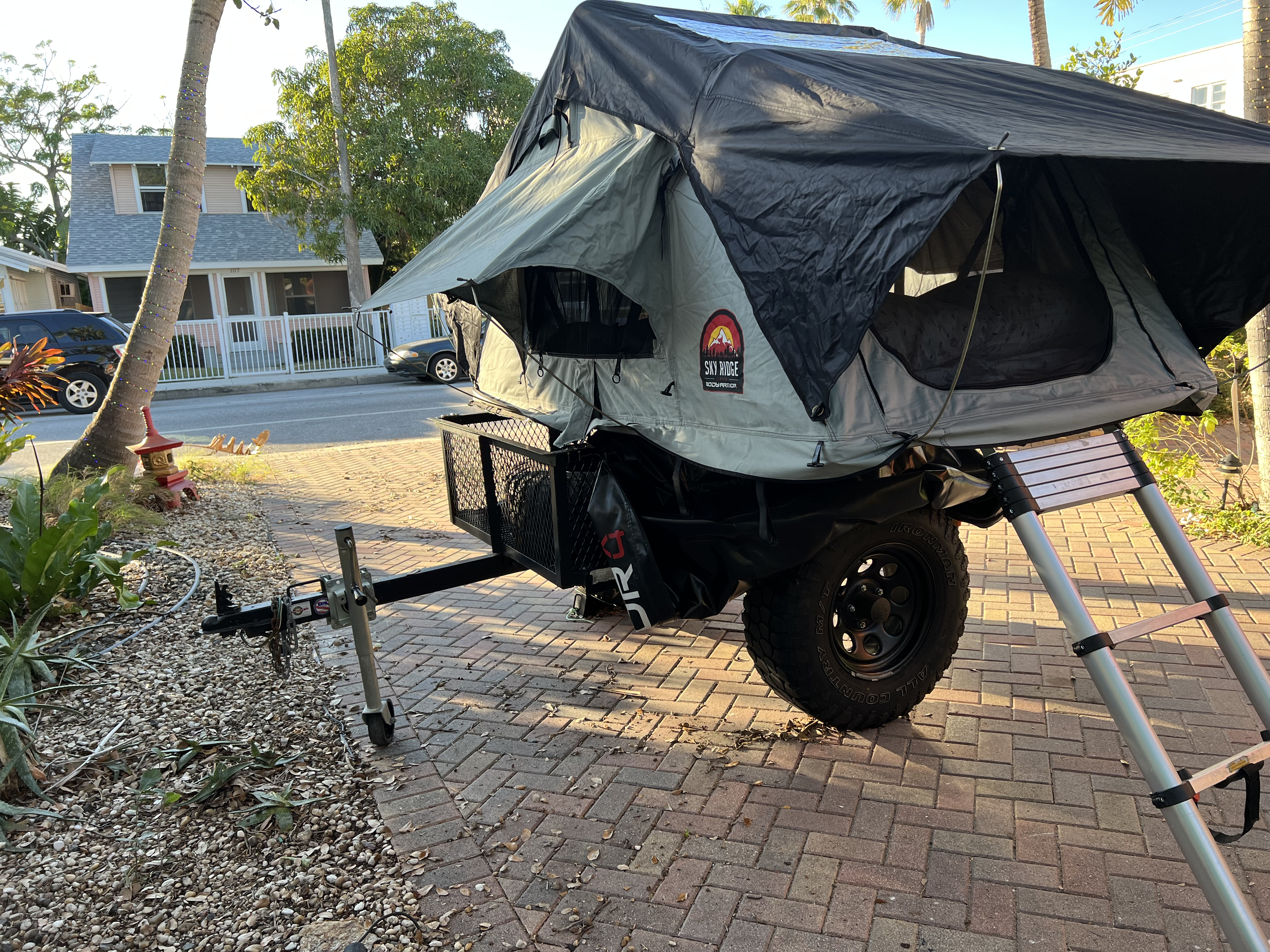 Folding trailer RV Rental 