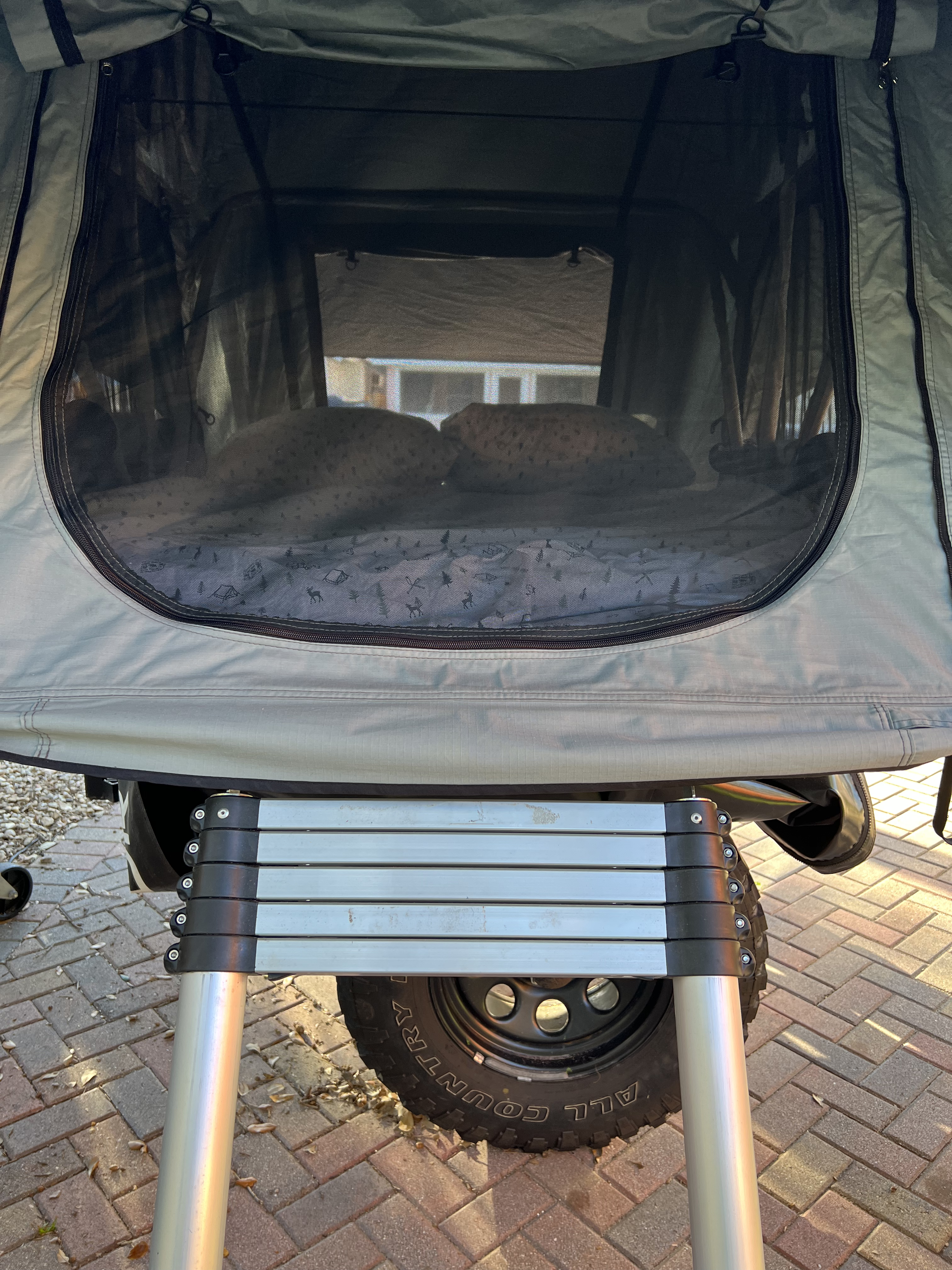 Folding trailer RV Rental 