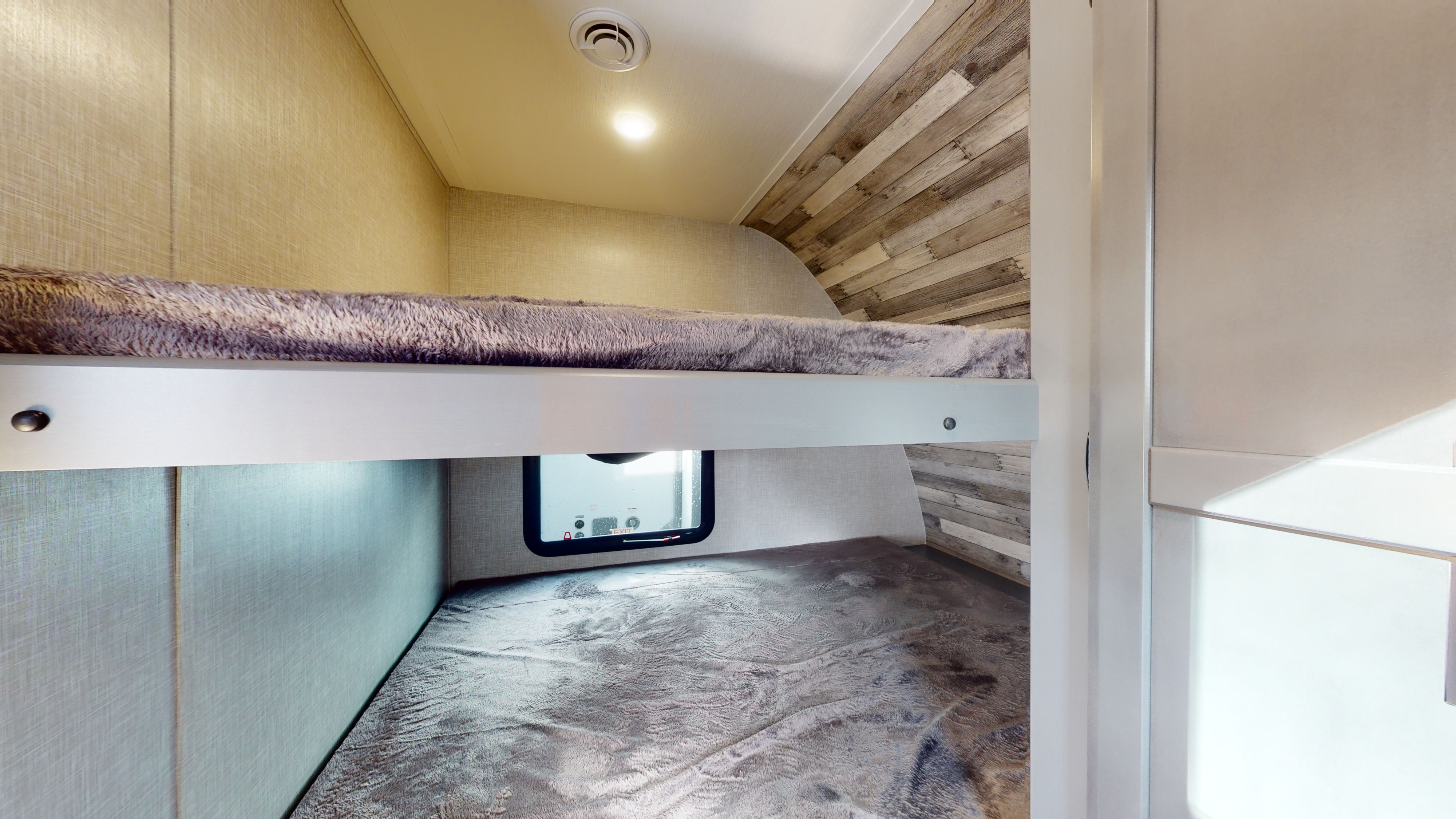 Travel trailer RV Rental 