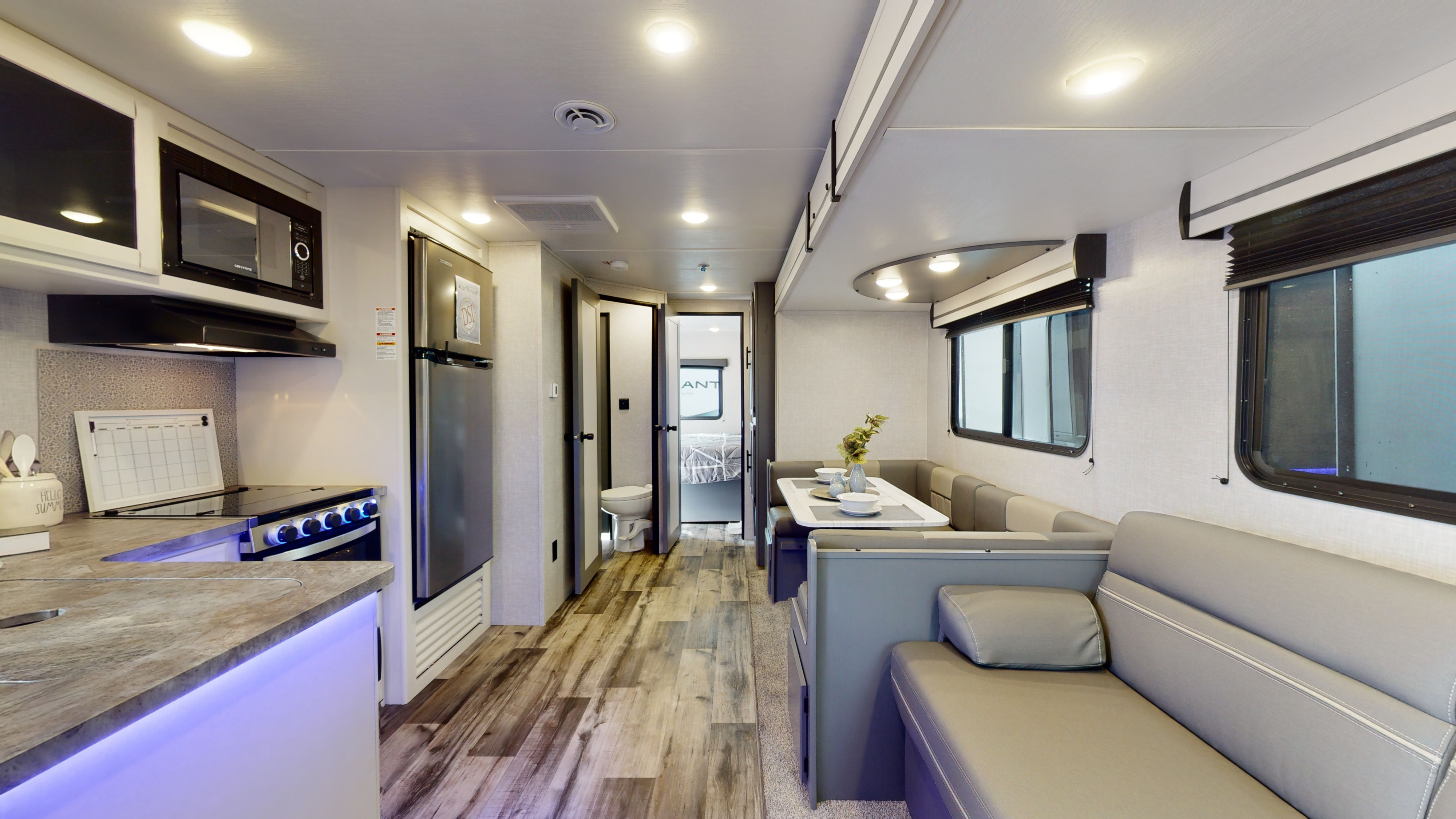 Travel trailer RV Rental 