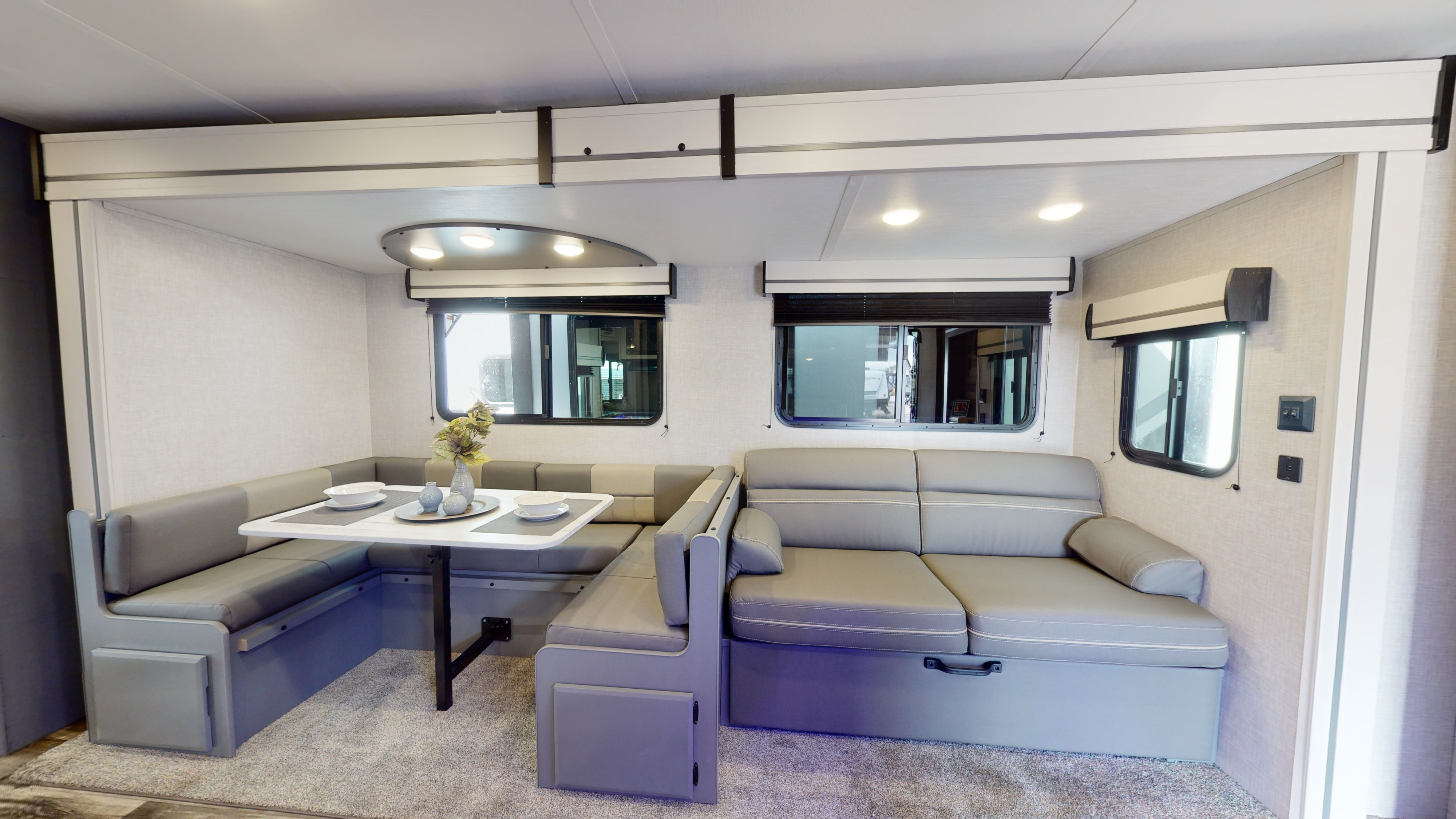 Travel trailer RV Rental 
