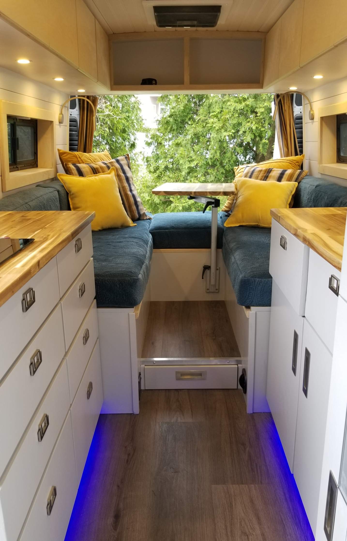 Camper van RV Rental 