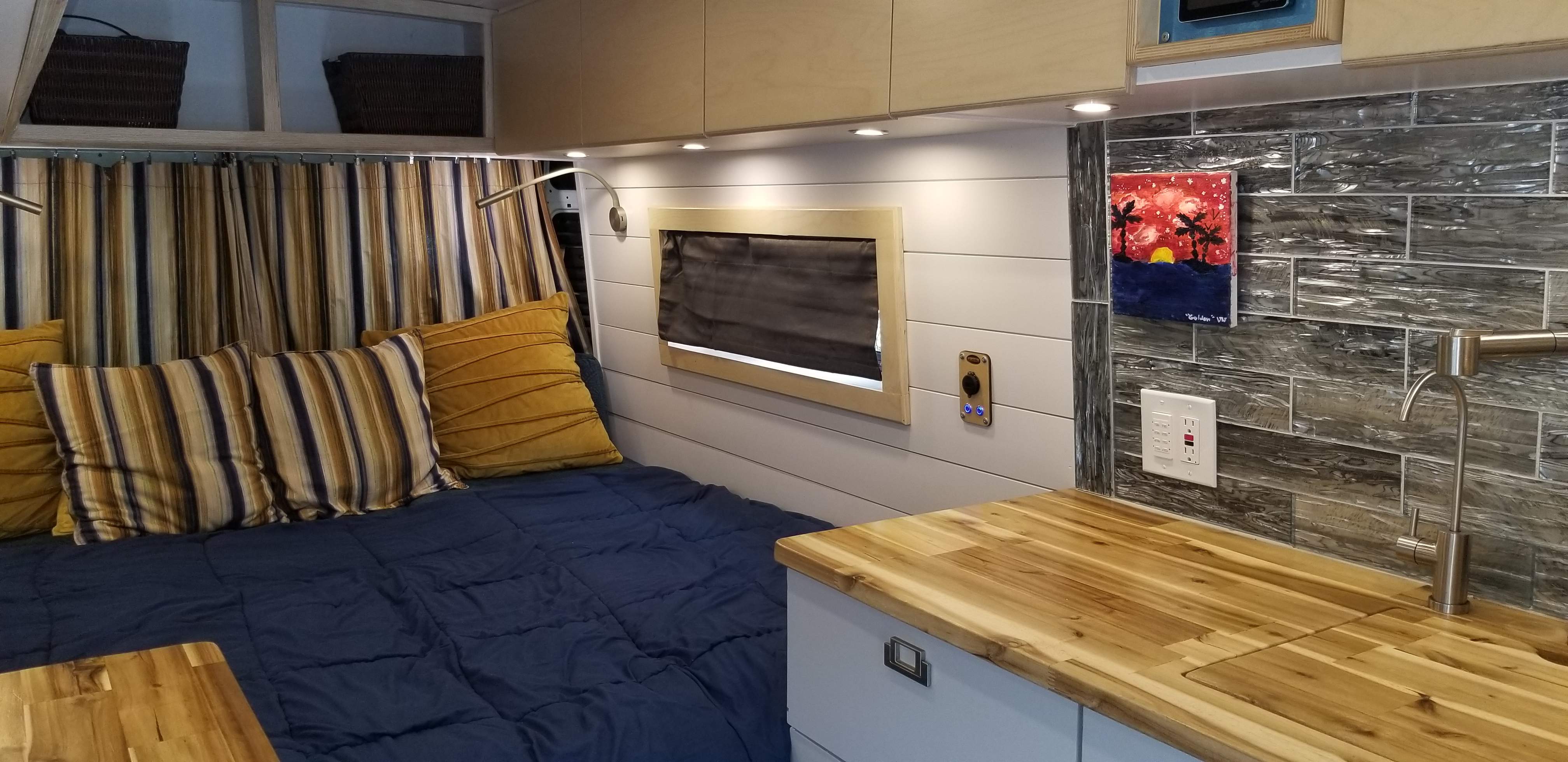 Camper van RV Rental 