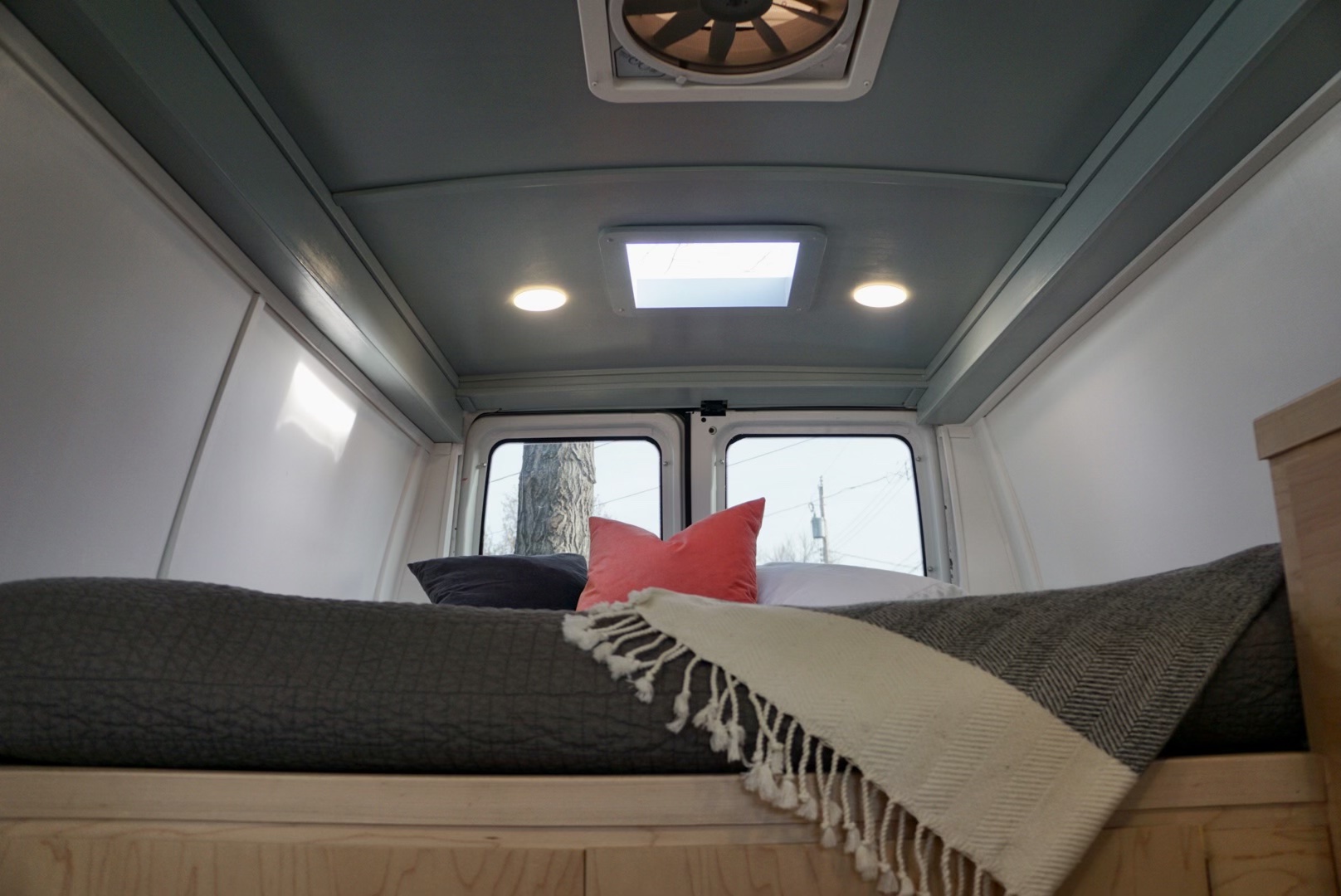 Ford E150 Conversion Van 2011