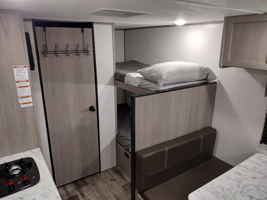 Travel trailer RV Rental 