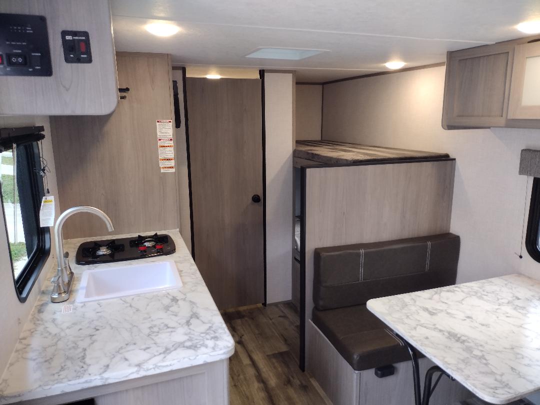 Travel trailer RV Rental 