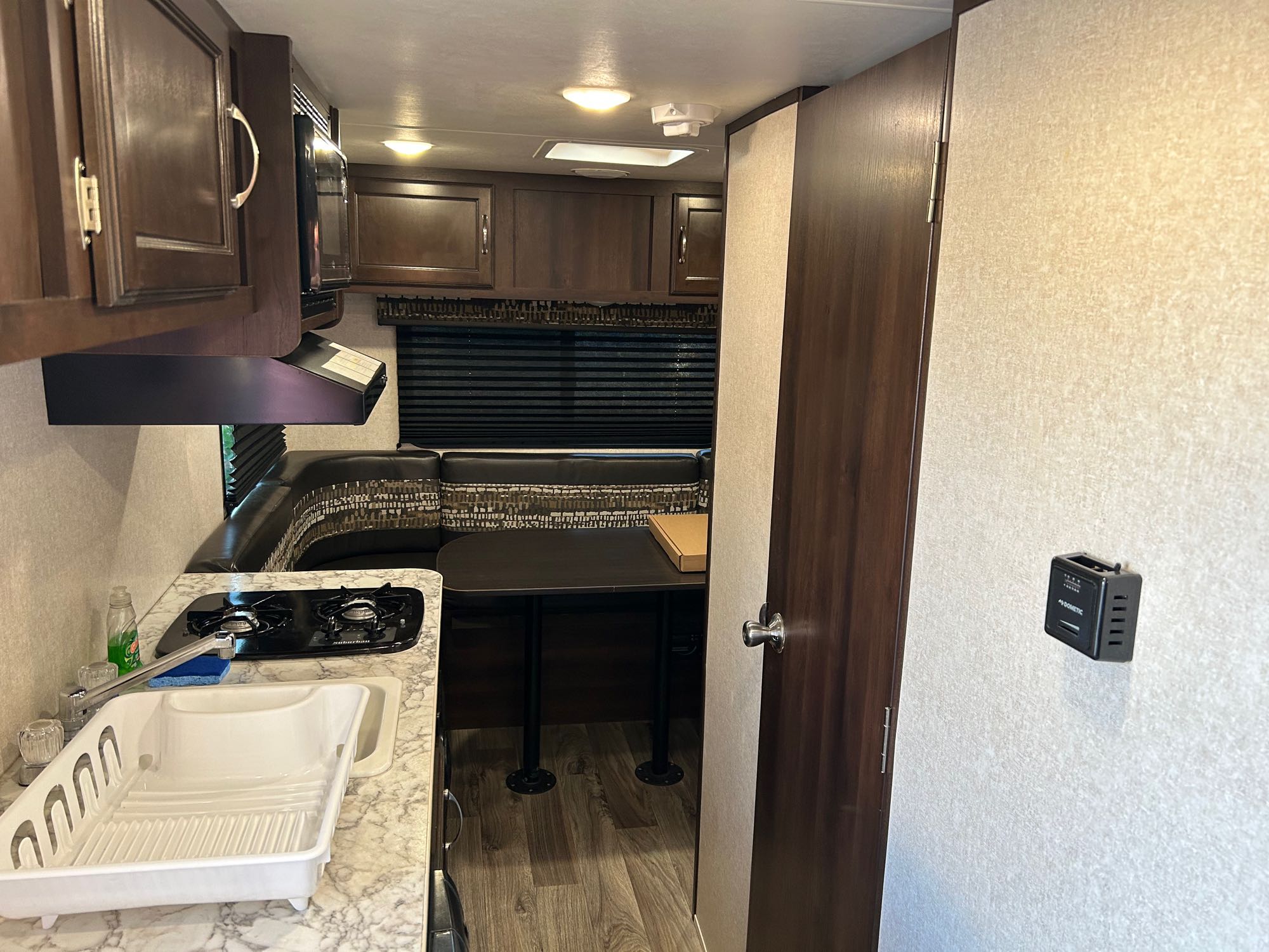 Travel trailer RV Rental 