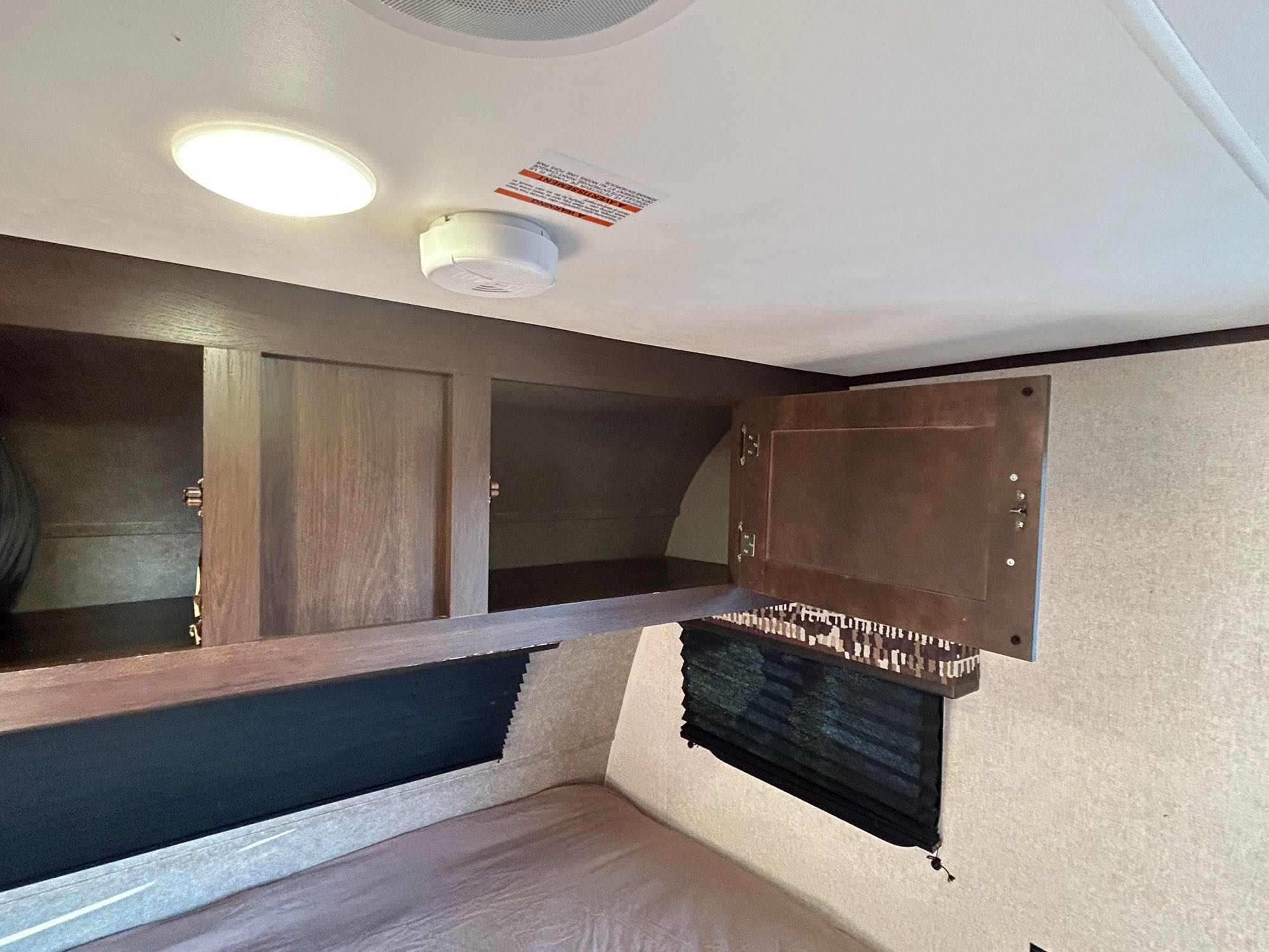 Travel trailer RV Rental 