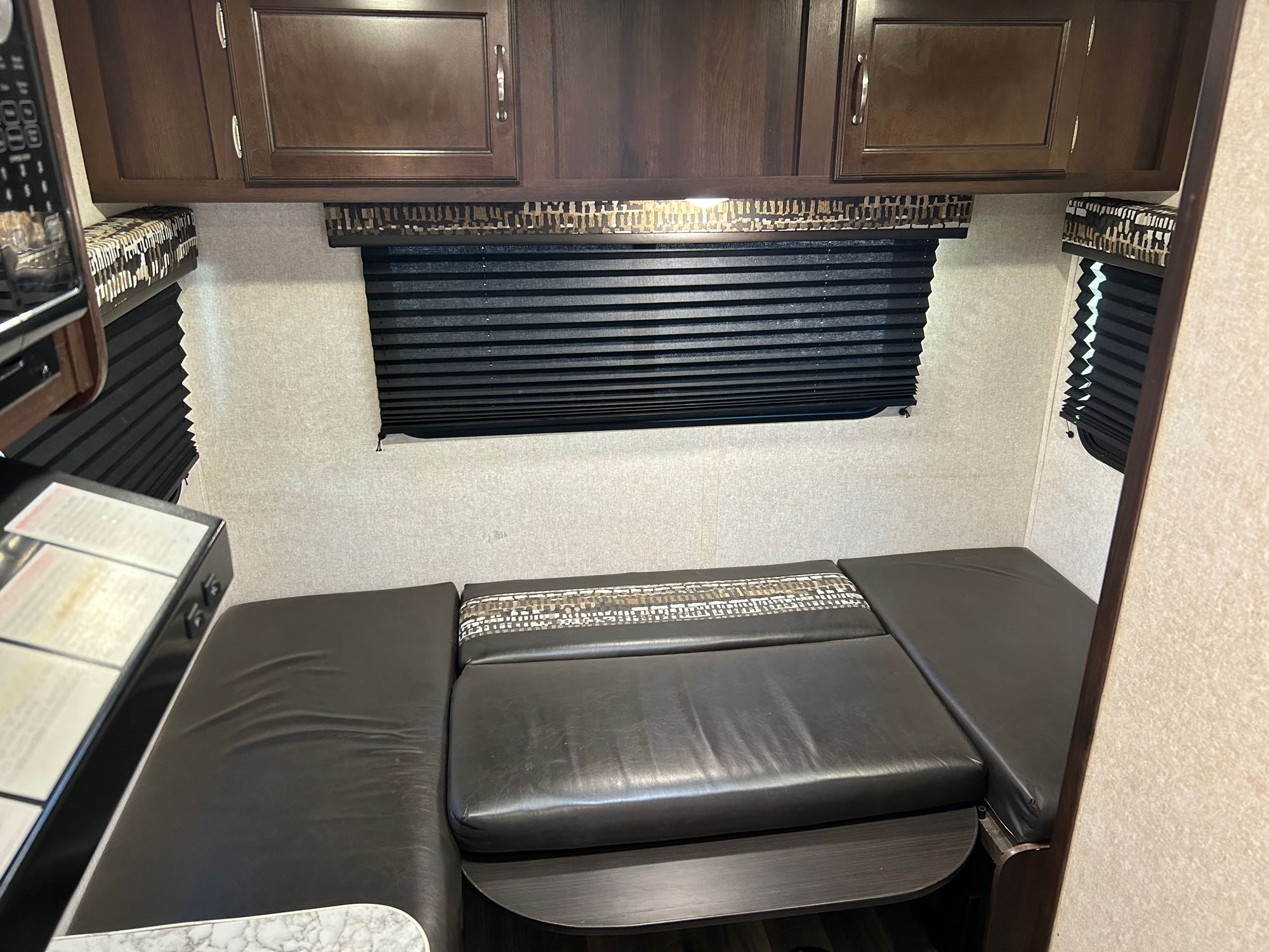 Travel trailer RV Rental 