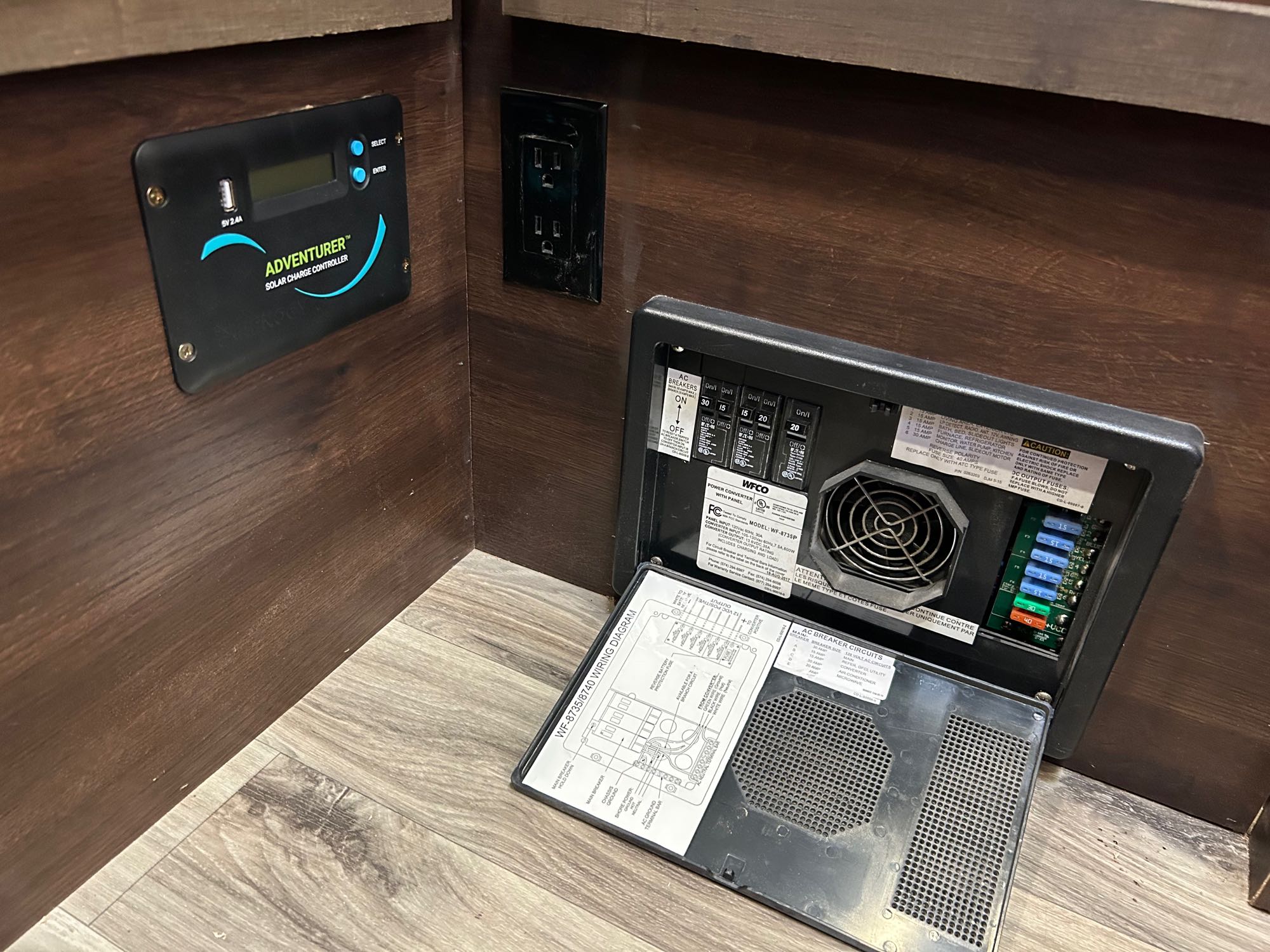 Travel trailer RV Rental 