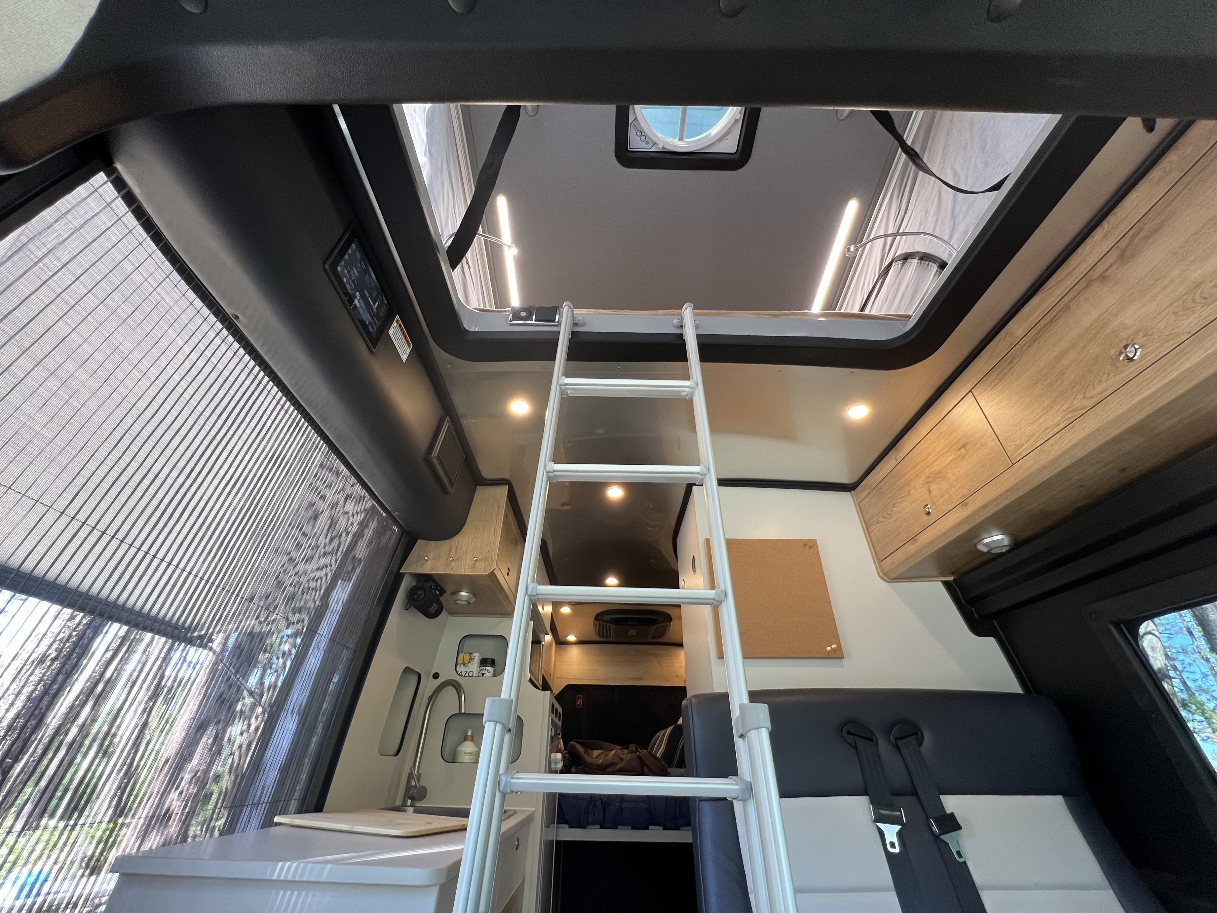 Class B RV Rental 