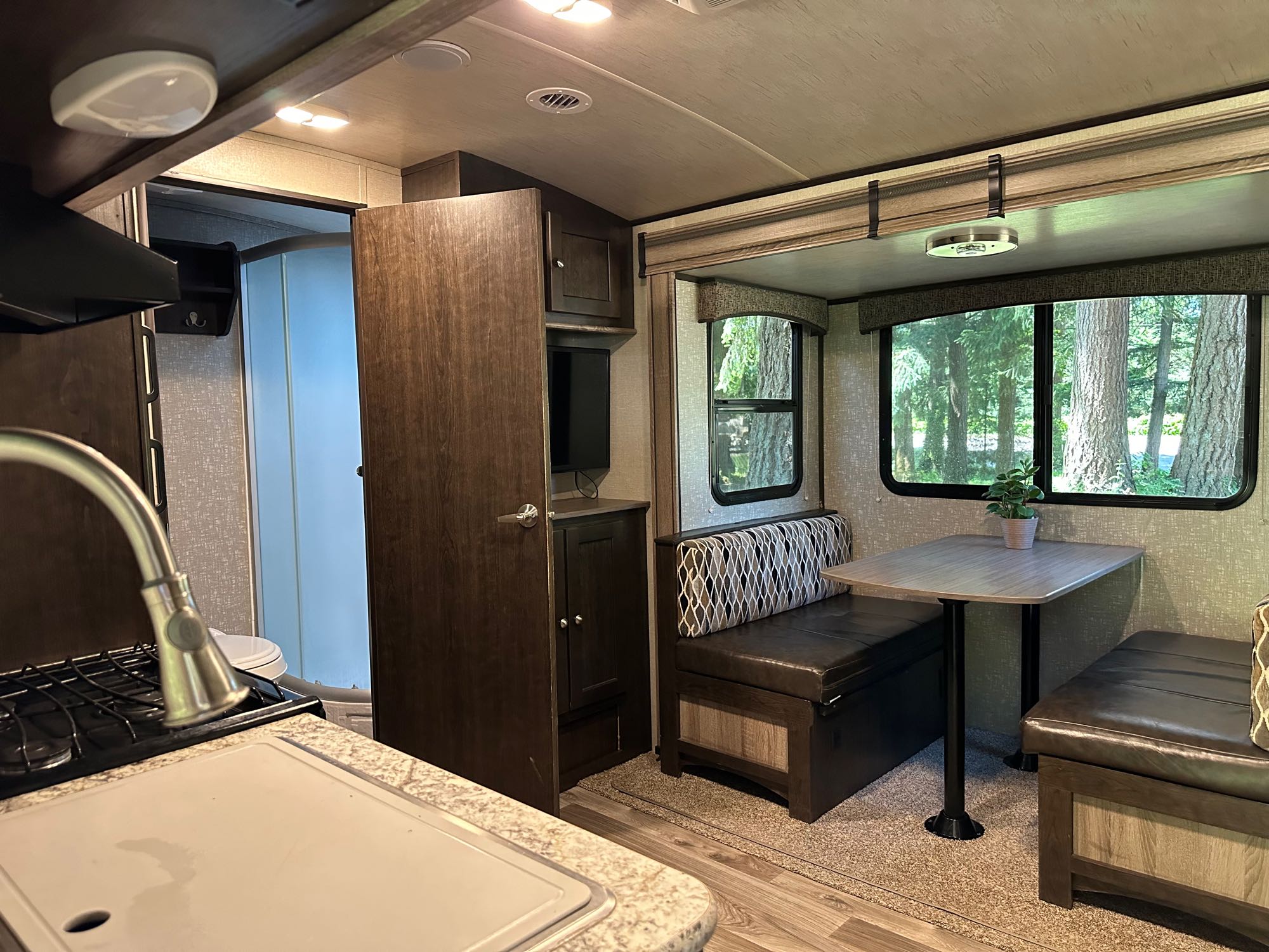 View when you walk in door to the left . Heartland RVs Sundance 2018