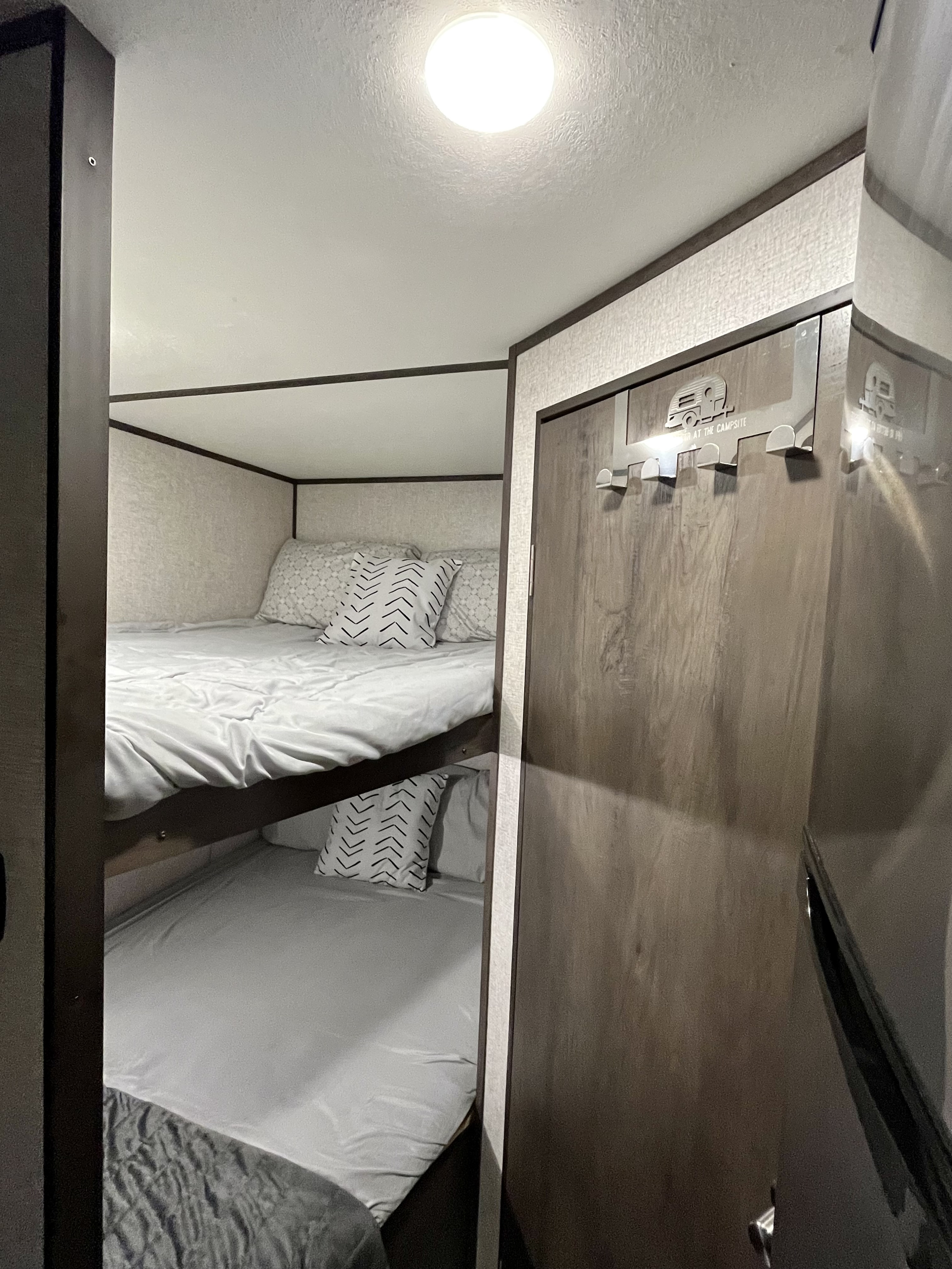 Travel trailer RV Rental 