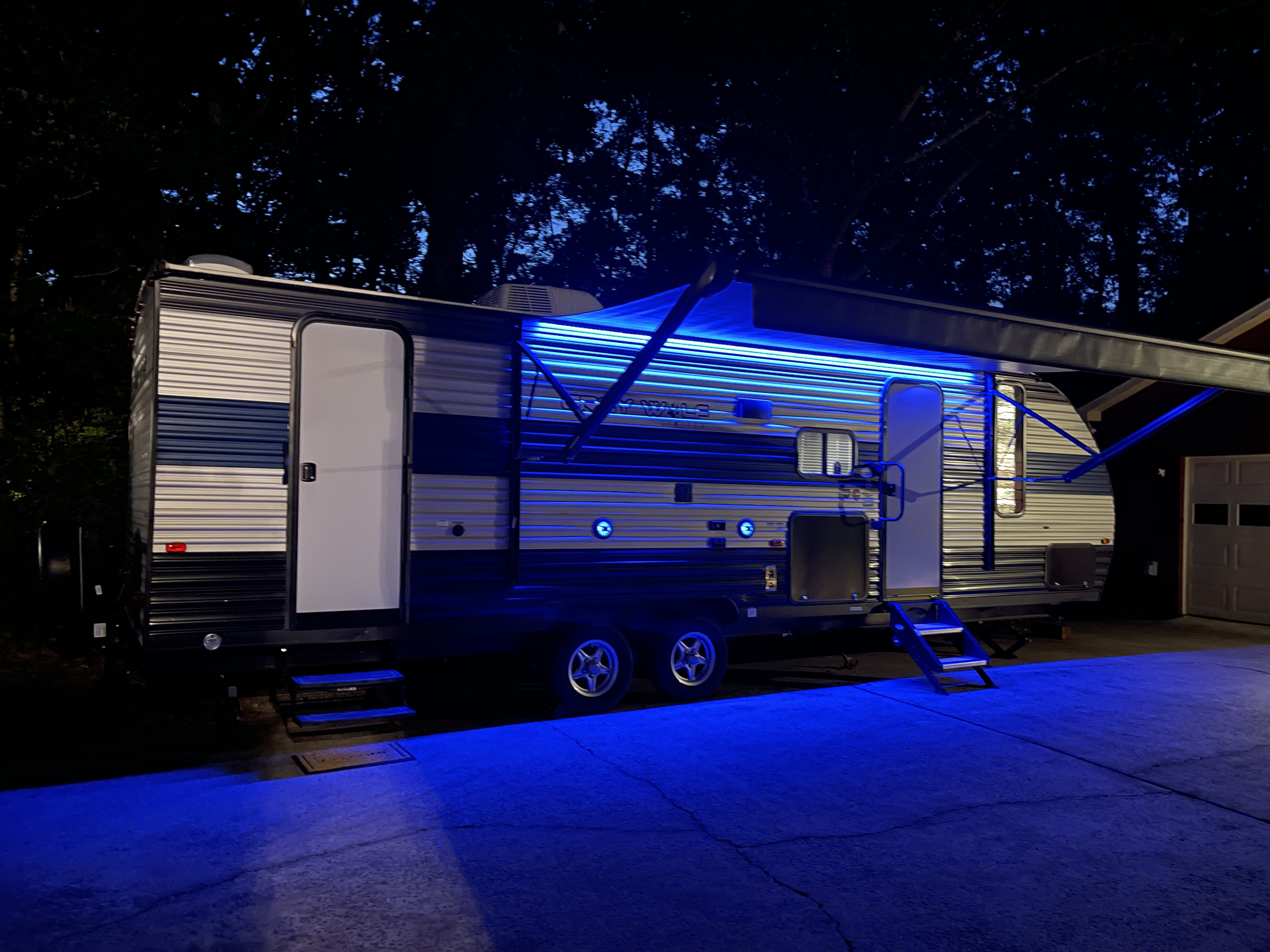 Burton Campers exclusive Jayco Dealer Calera AL Outdoorsy