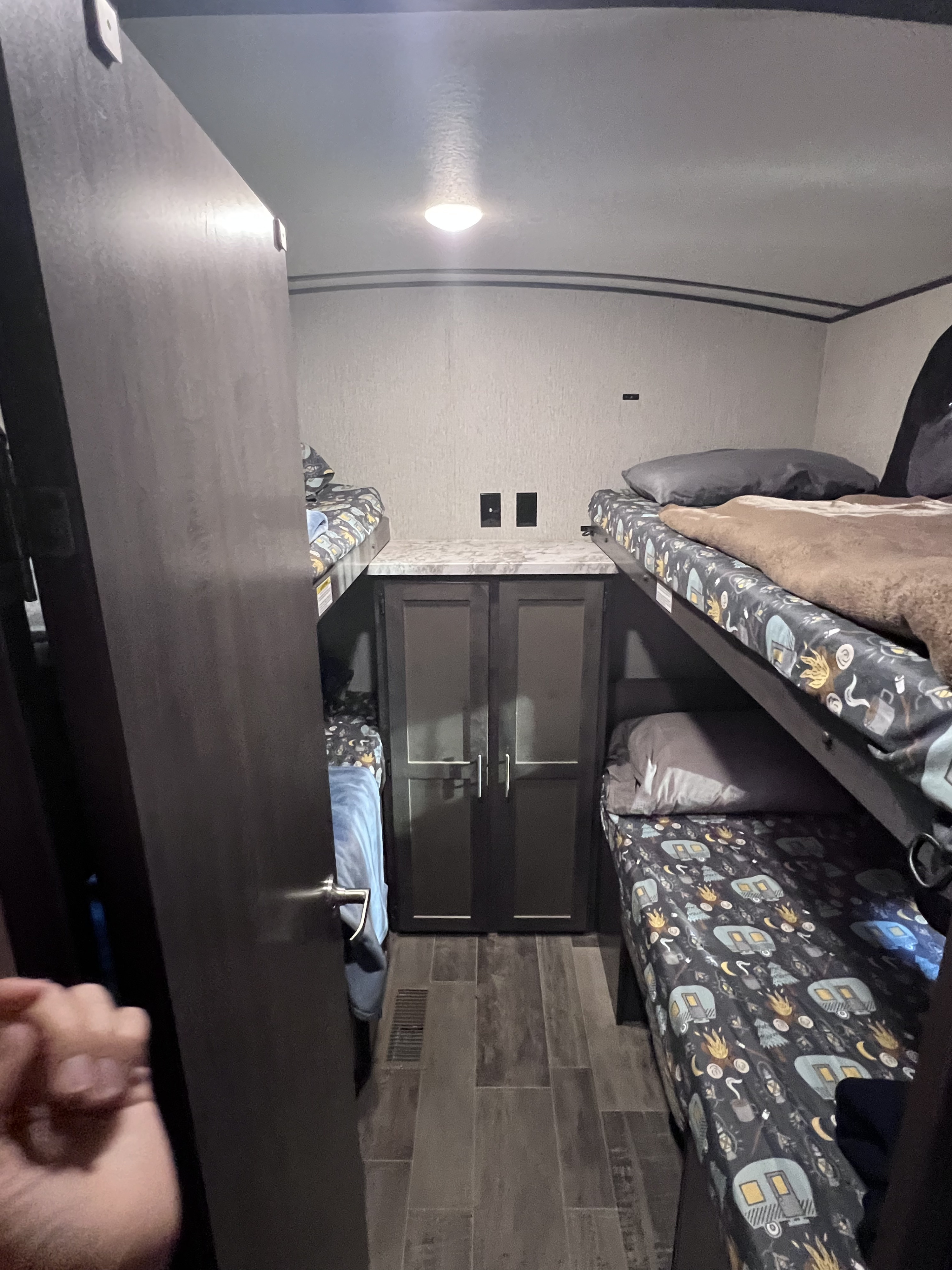 Crossroads RV Sunset Trail Super Lite 2019