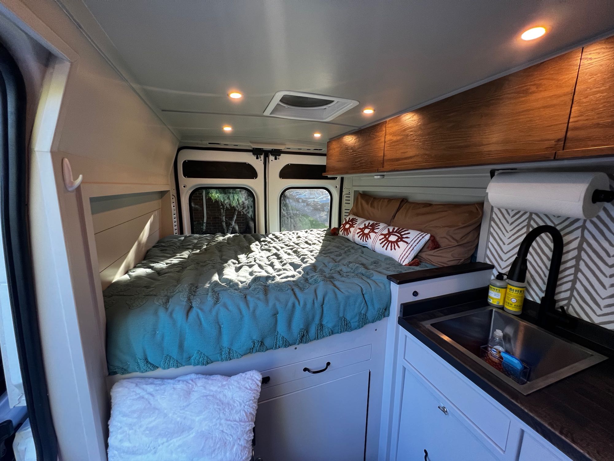 Camper van RV Rental 