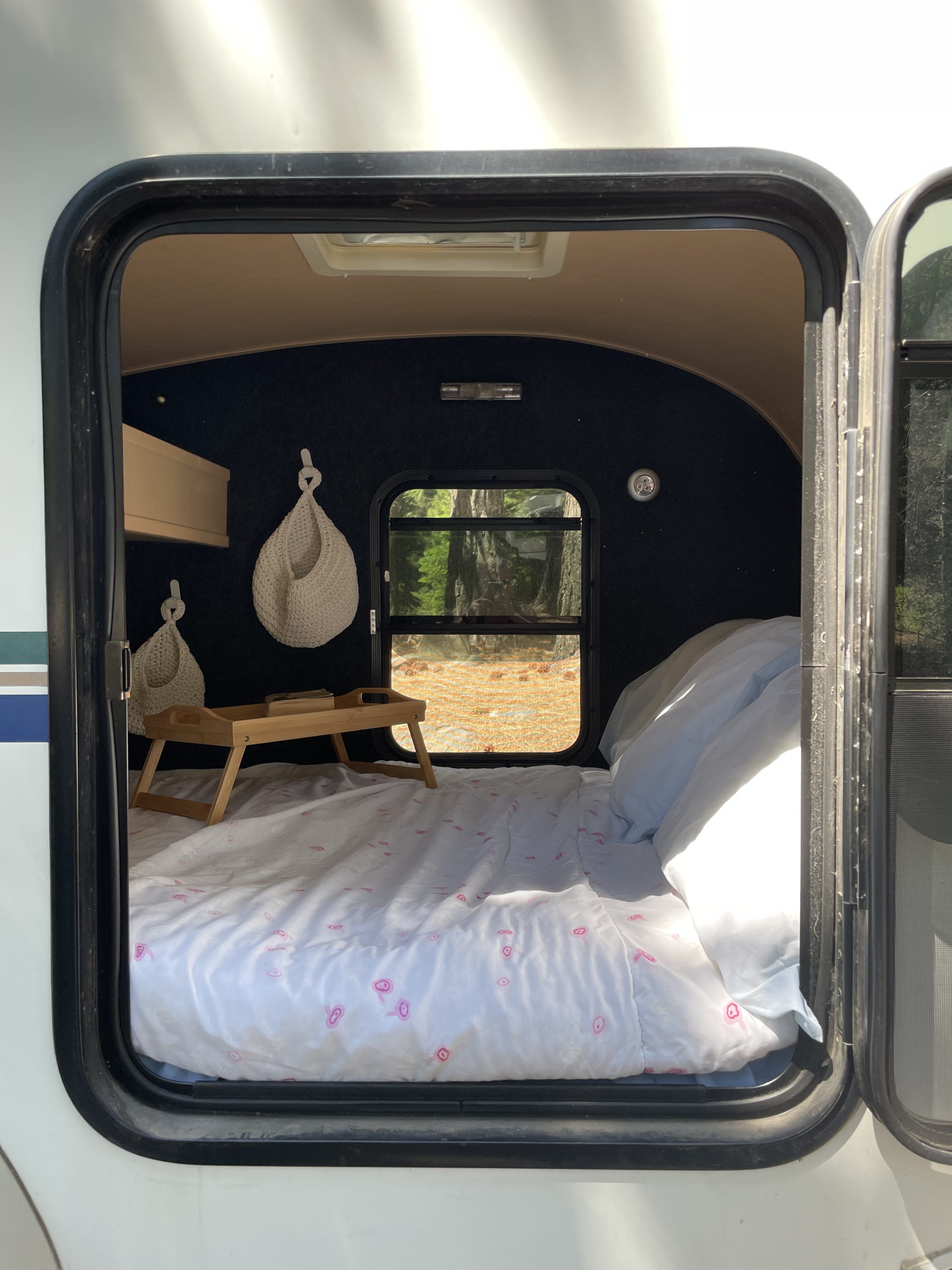 Welcome to your home away from home! ❤️🌺. Little Guy Teardrop 2010