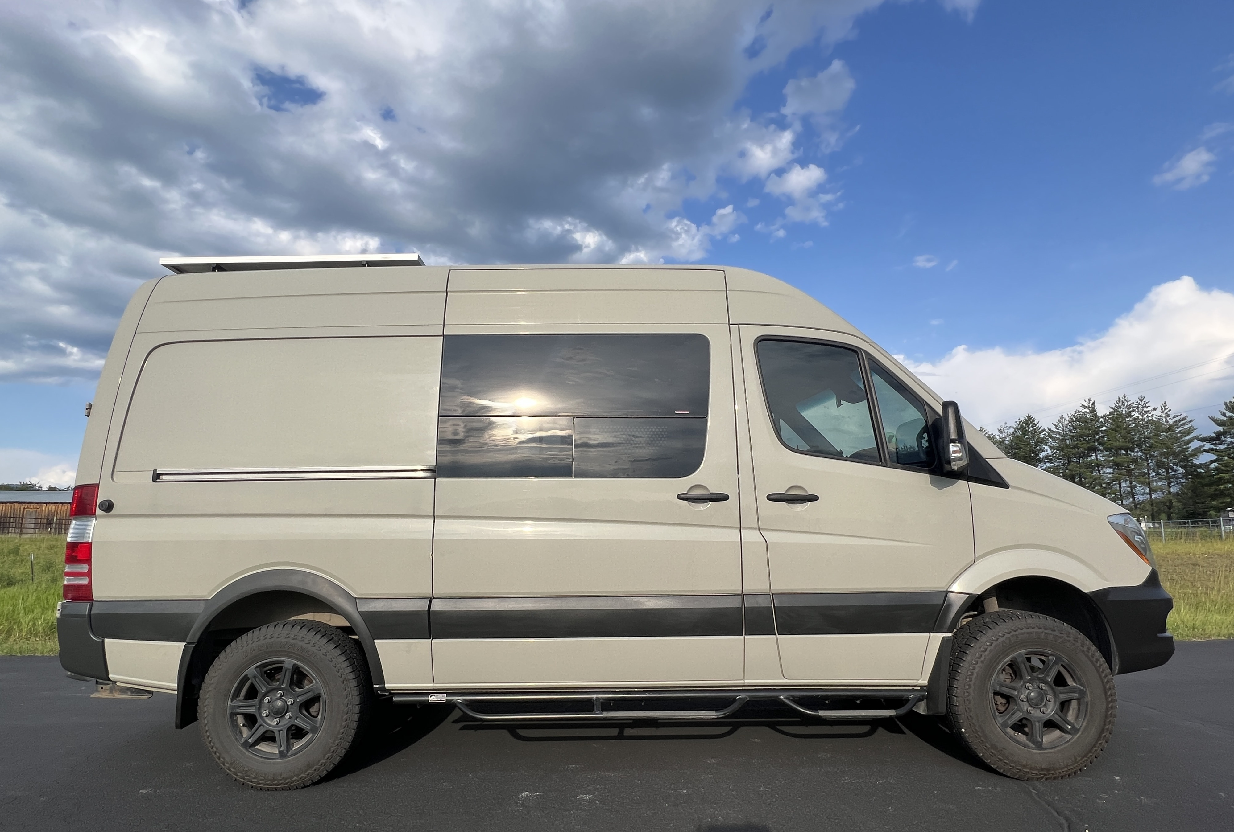 Fun, Comfy, Cozy 2017 Mercedes Benz 4x4 Sprinter