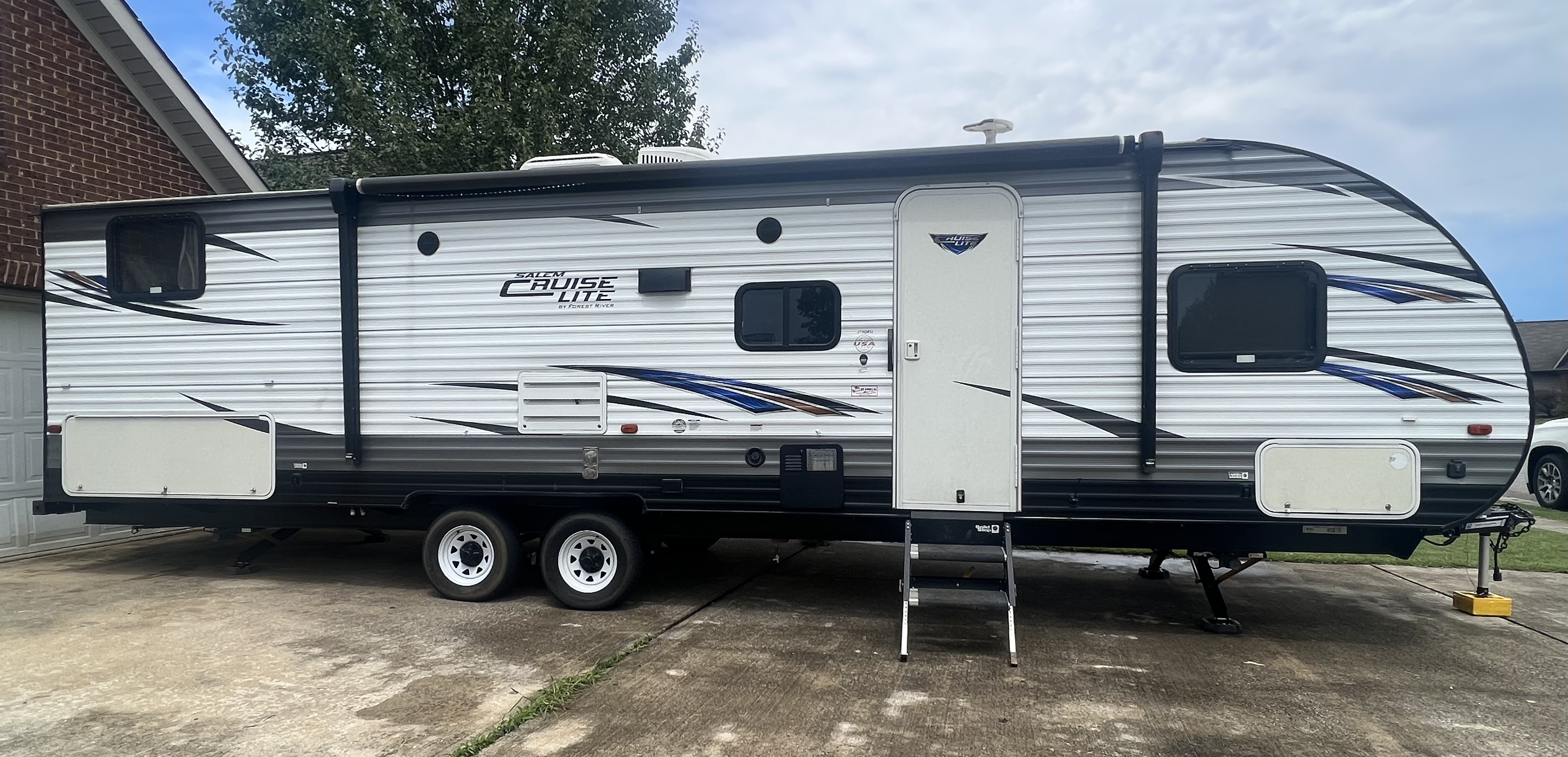 Burton Campers exclusive Jayco Dealer Calera AL Outdoorsy