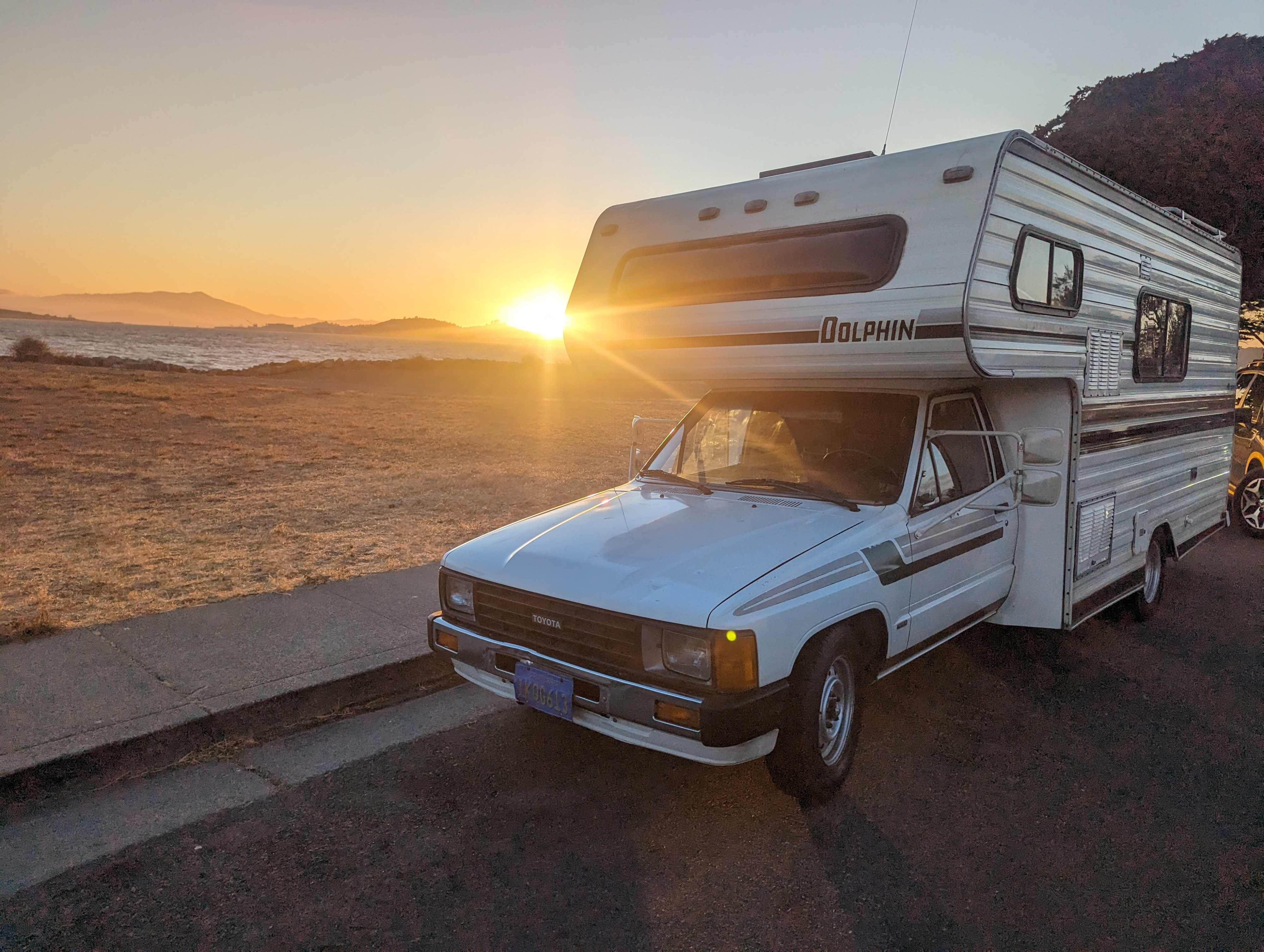1984 Dolphin 20 Ft Class C in Albany, CA | Outdoorsy