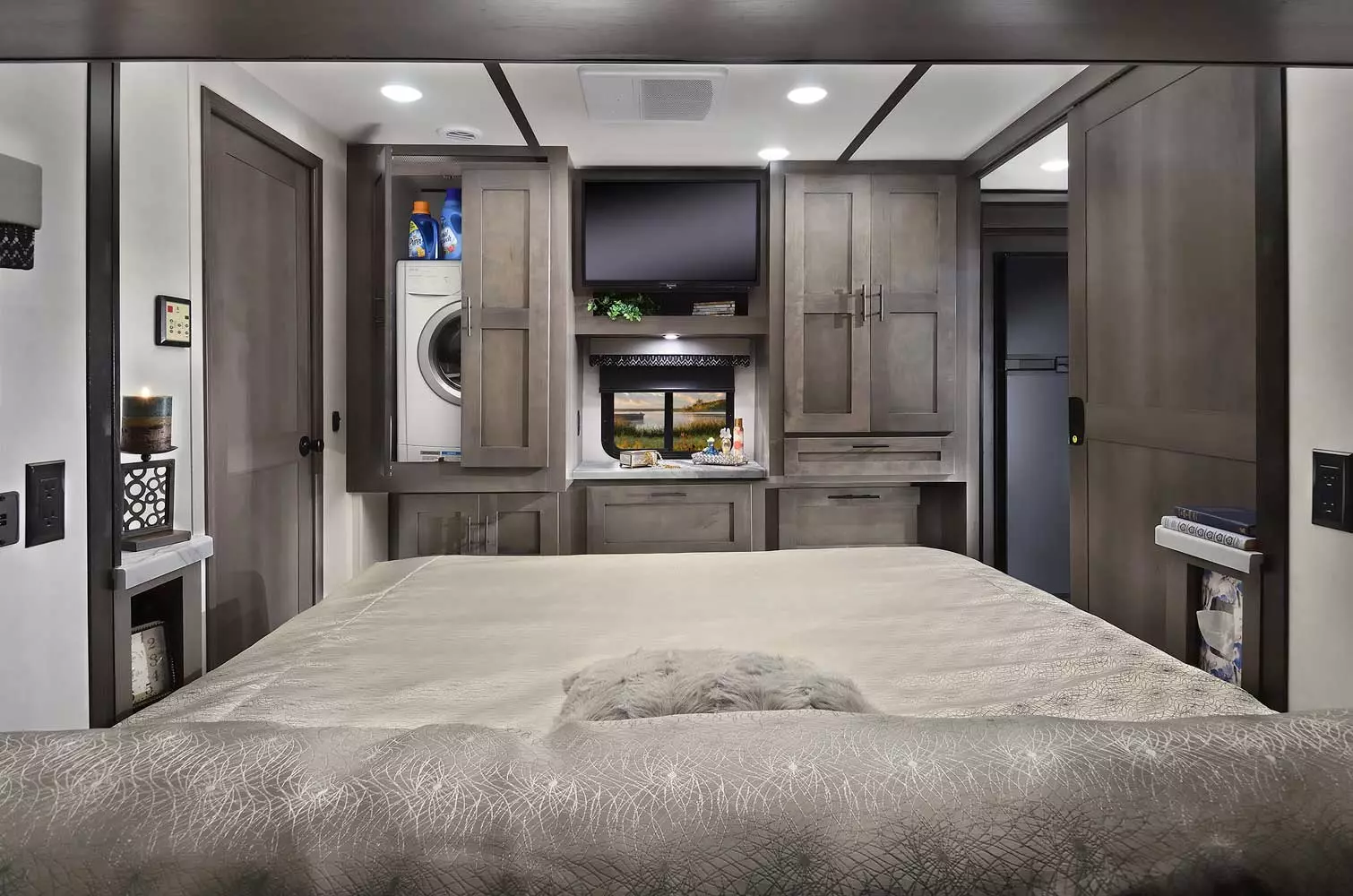  Luxe queen-size bed awaits in the main suite of the 2022 Forest River FR3 34DS. Sleep like royalty on your RV adventures. 👑🛏️. Forest River FR3 2022