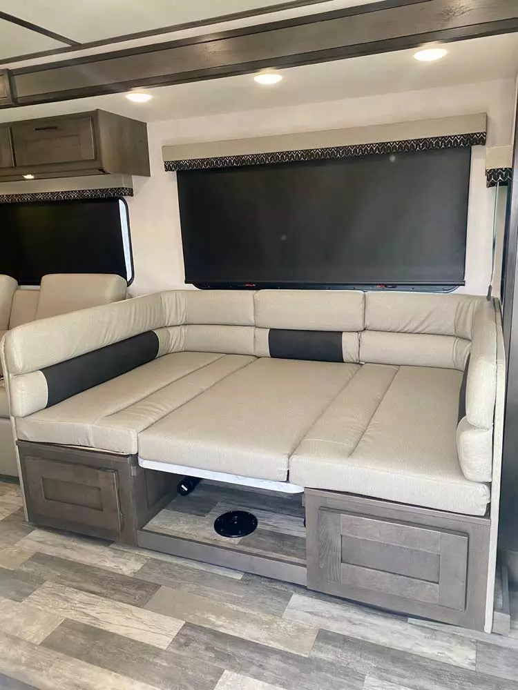 Transform your dining table into a lavish bed for ultimate comfort in the 2022 Forest River FR3 34DS. Sweet dreams await!. Forest River FR3 2022