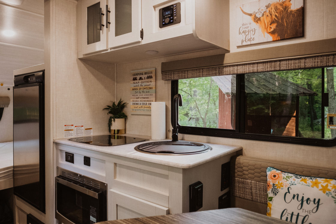 Travel trailer RV Rental 