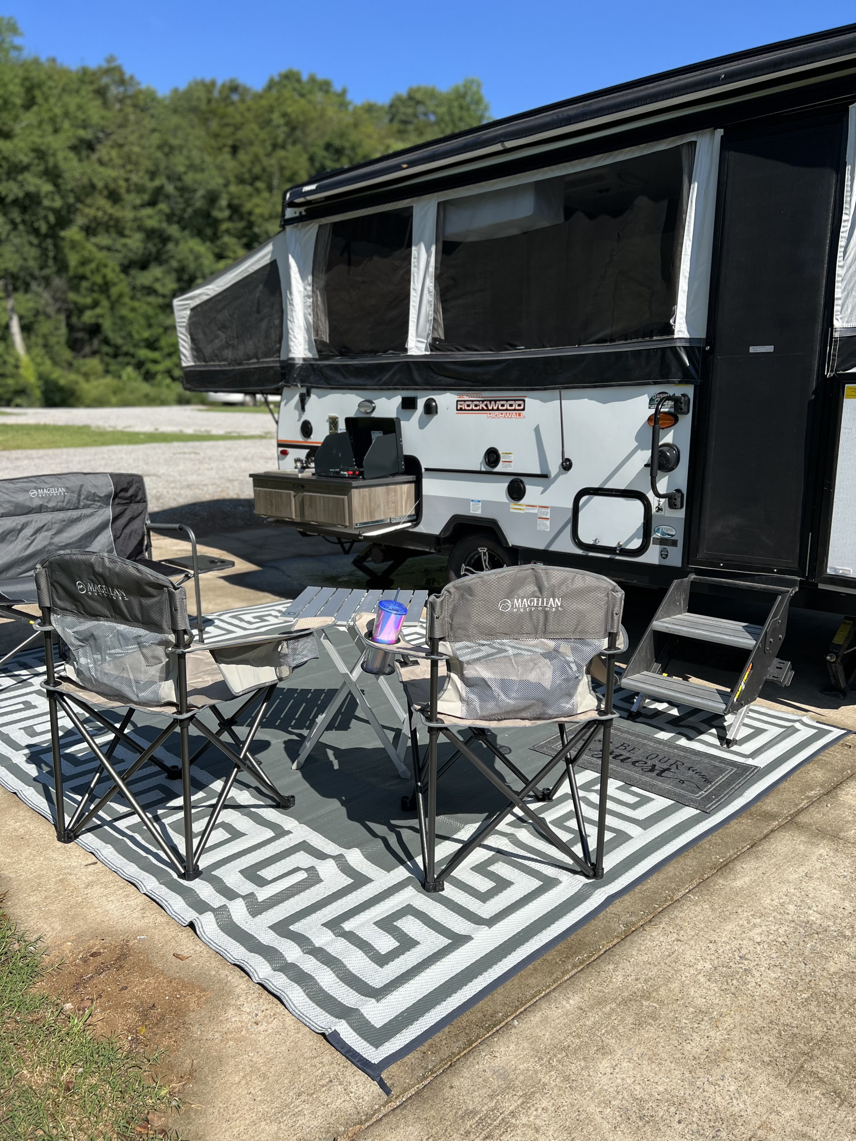 Folding trailer RV Rental 