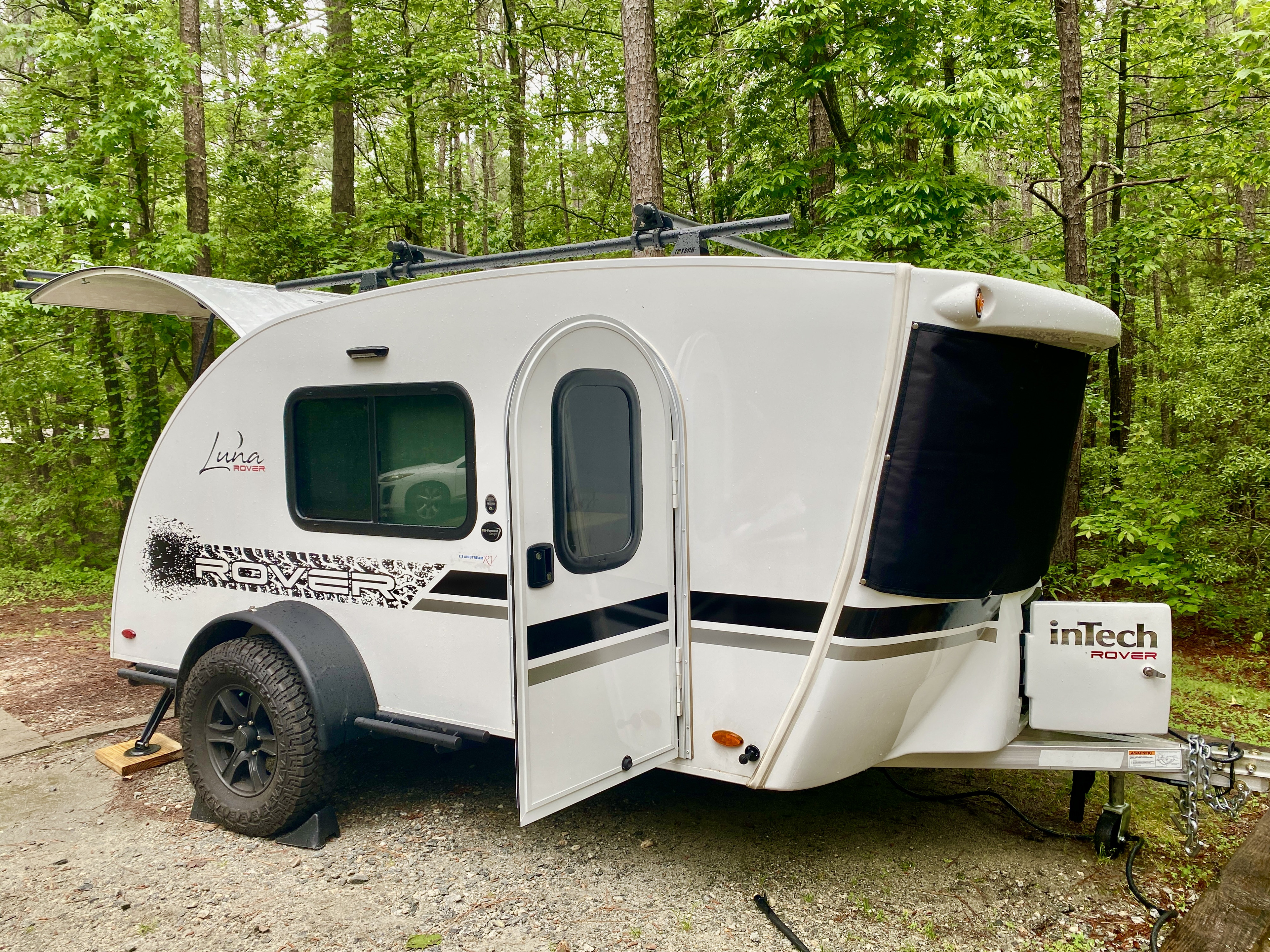 Travel trailer RV Rental 
